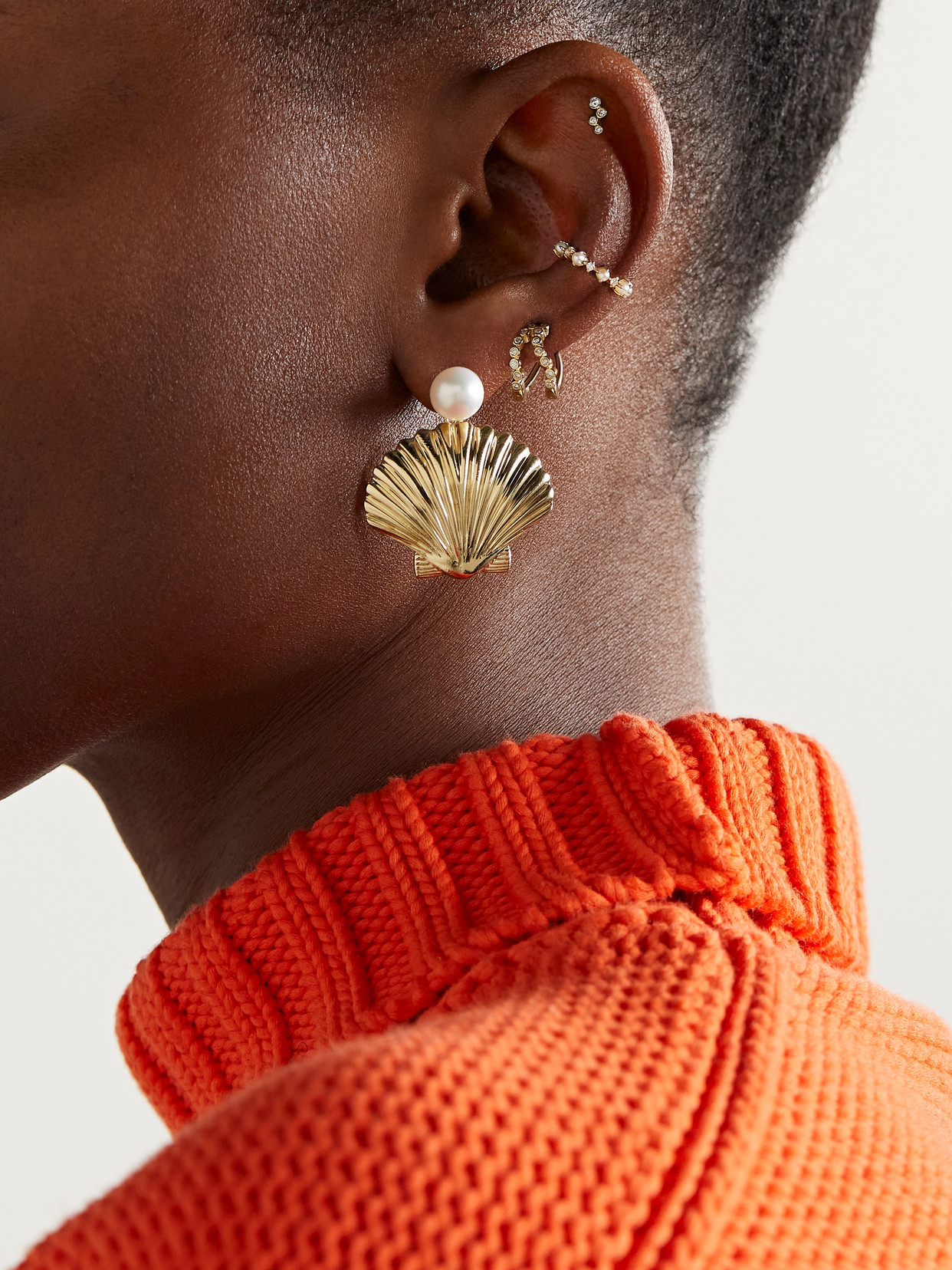 Mateo Venus 14-karat Gold Pearl Earrings In Gold