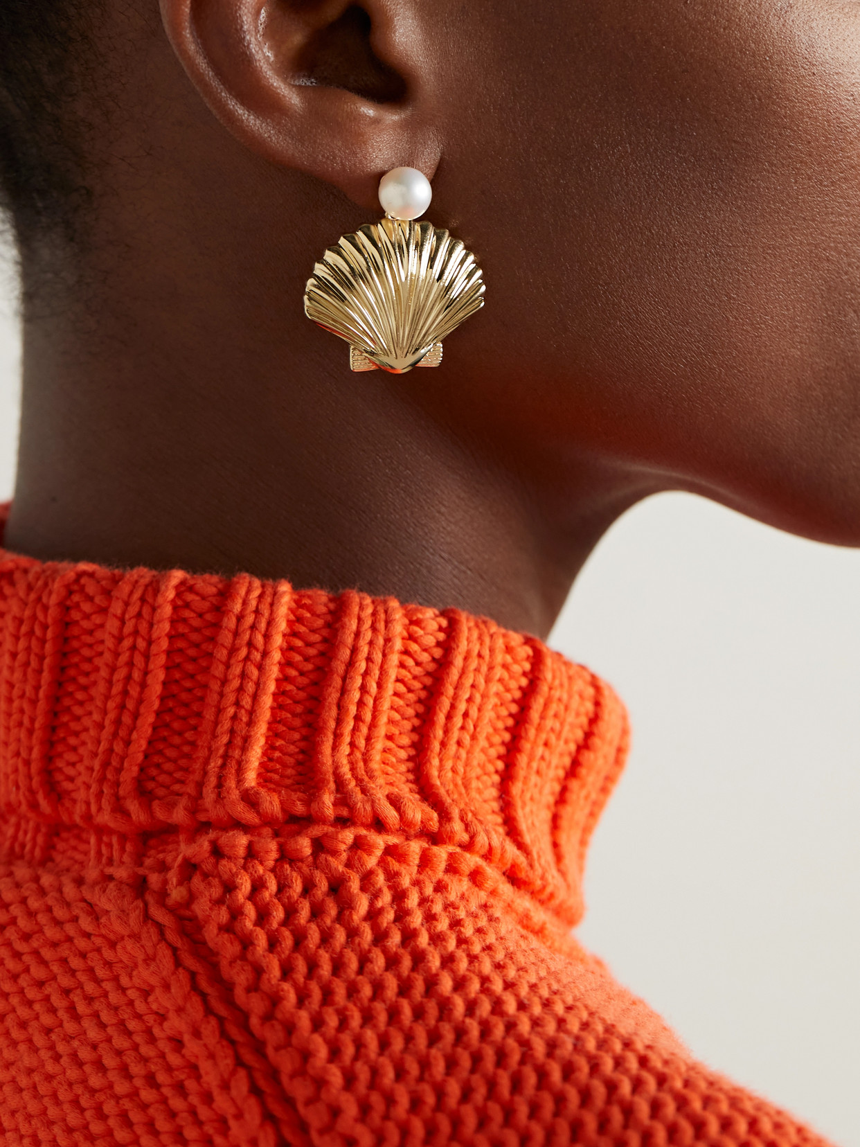 Mateo Venus 14-karat Gold Pearl Earrings In Gold