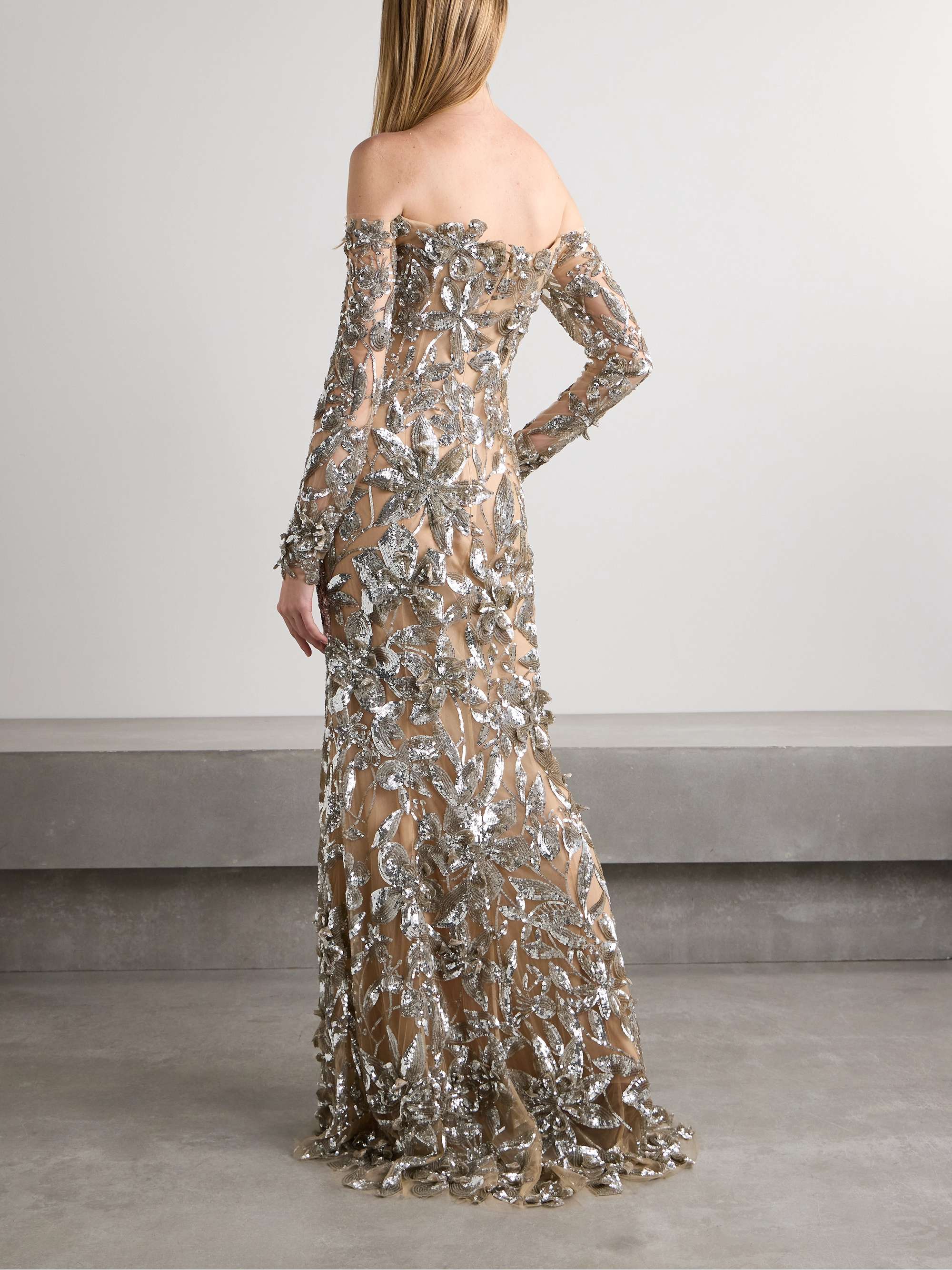 OSCAR DE LA RENTA 