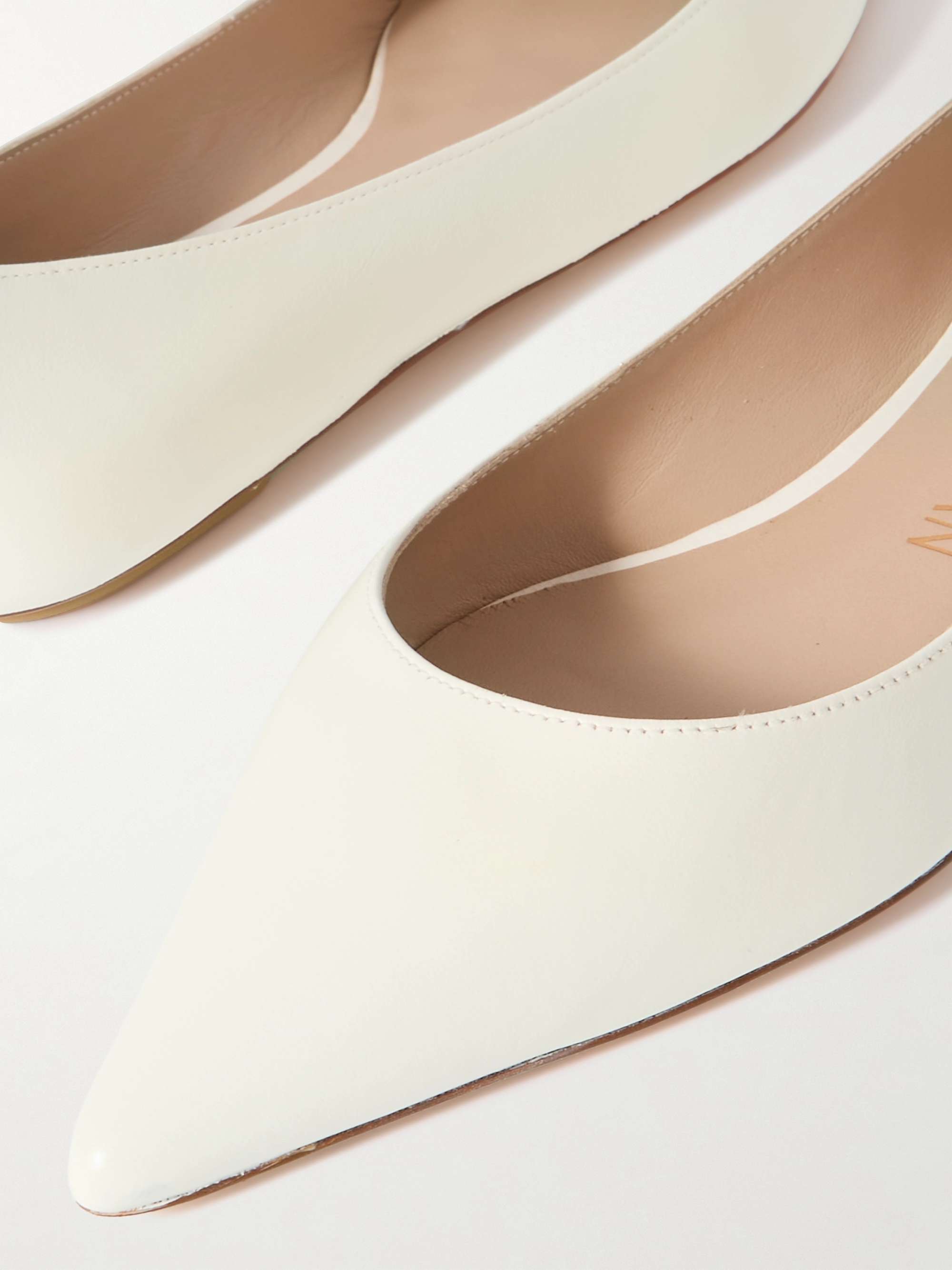 STUART WEITZMAN 