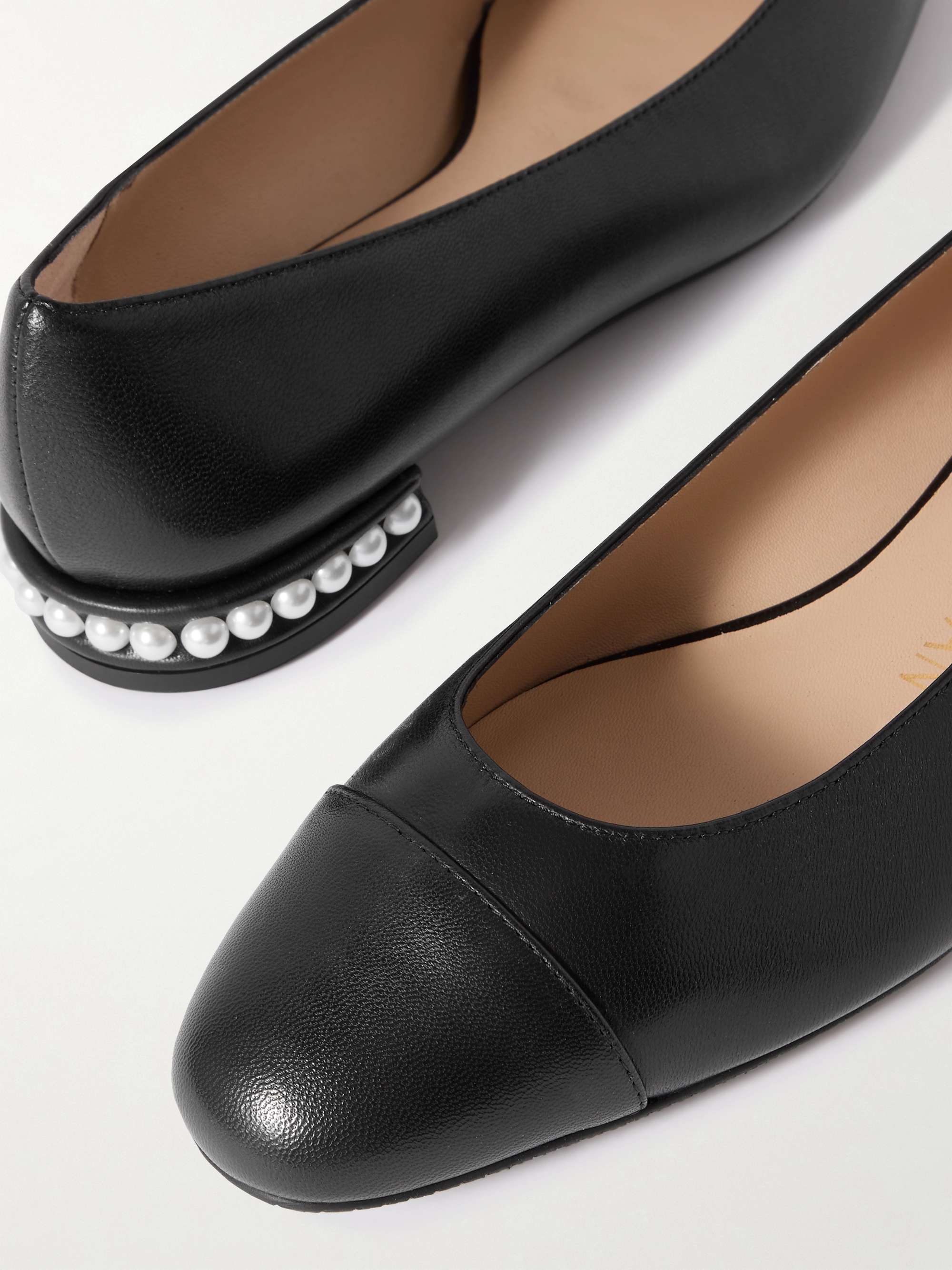 STUART WEITZMAN 