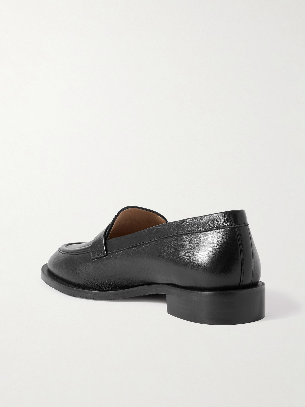 Stuart Weitzman Palmer Sleek Loafer In Black