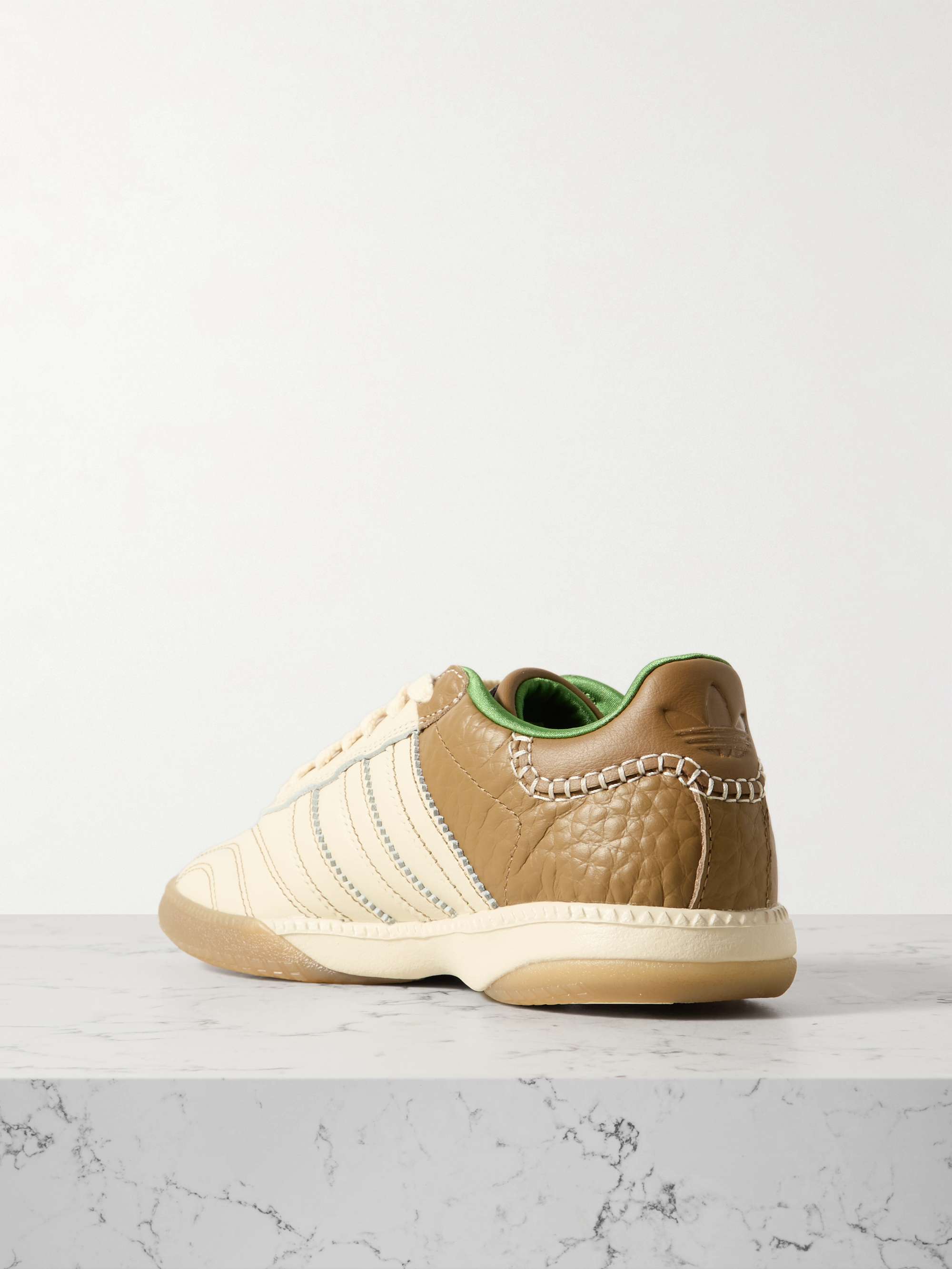 ADIDAS ORIGINALS 