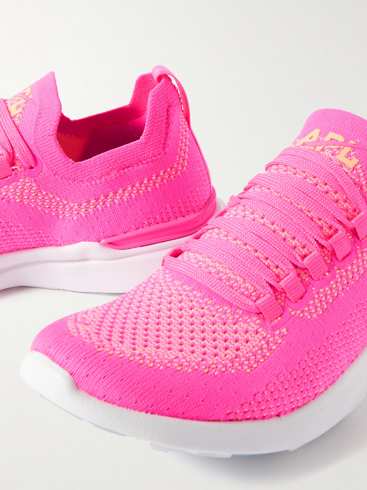 Techloom Breeze Sneakers