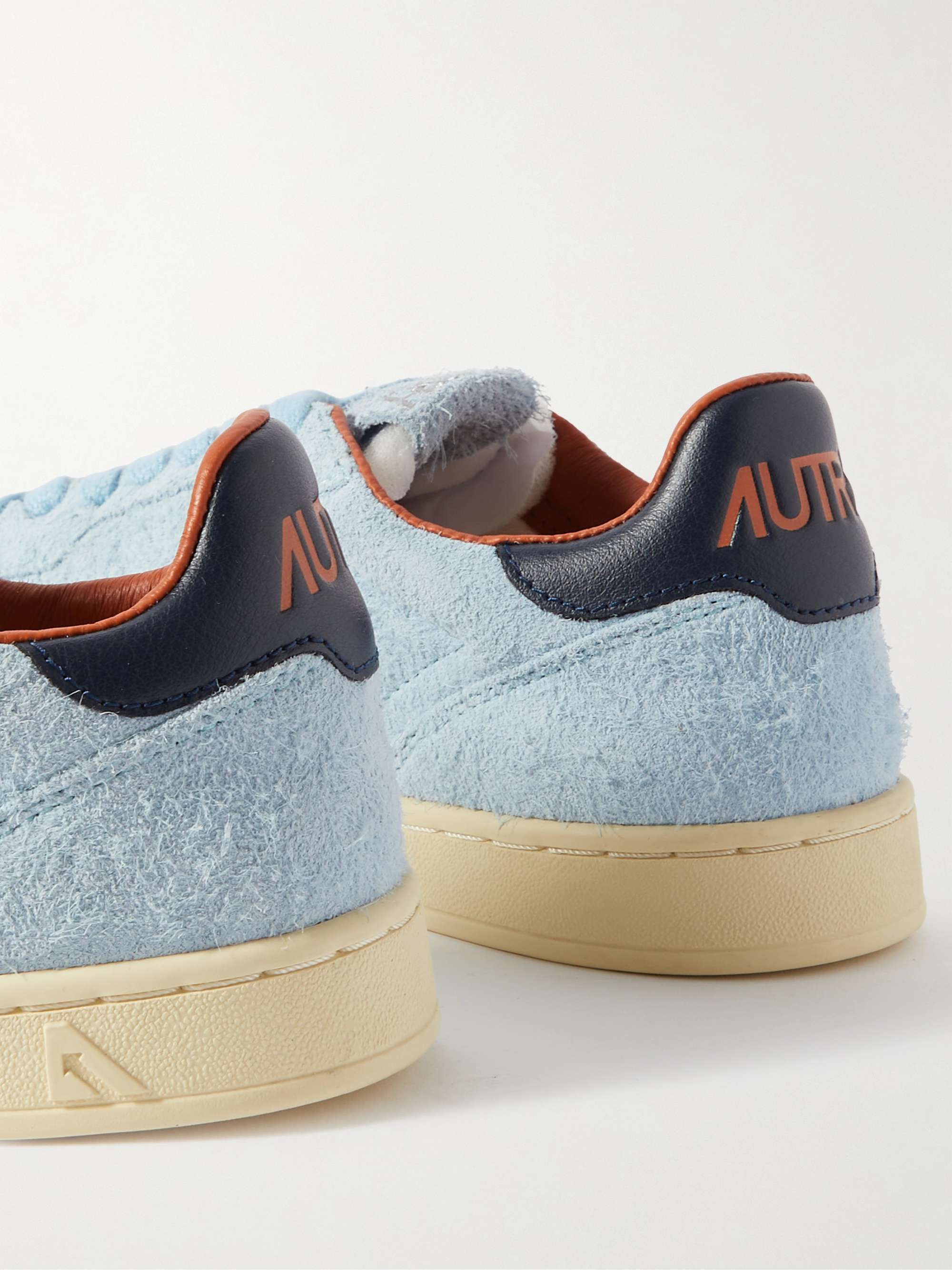AUTRY 