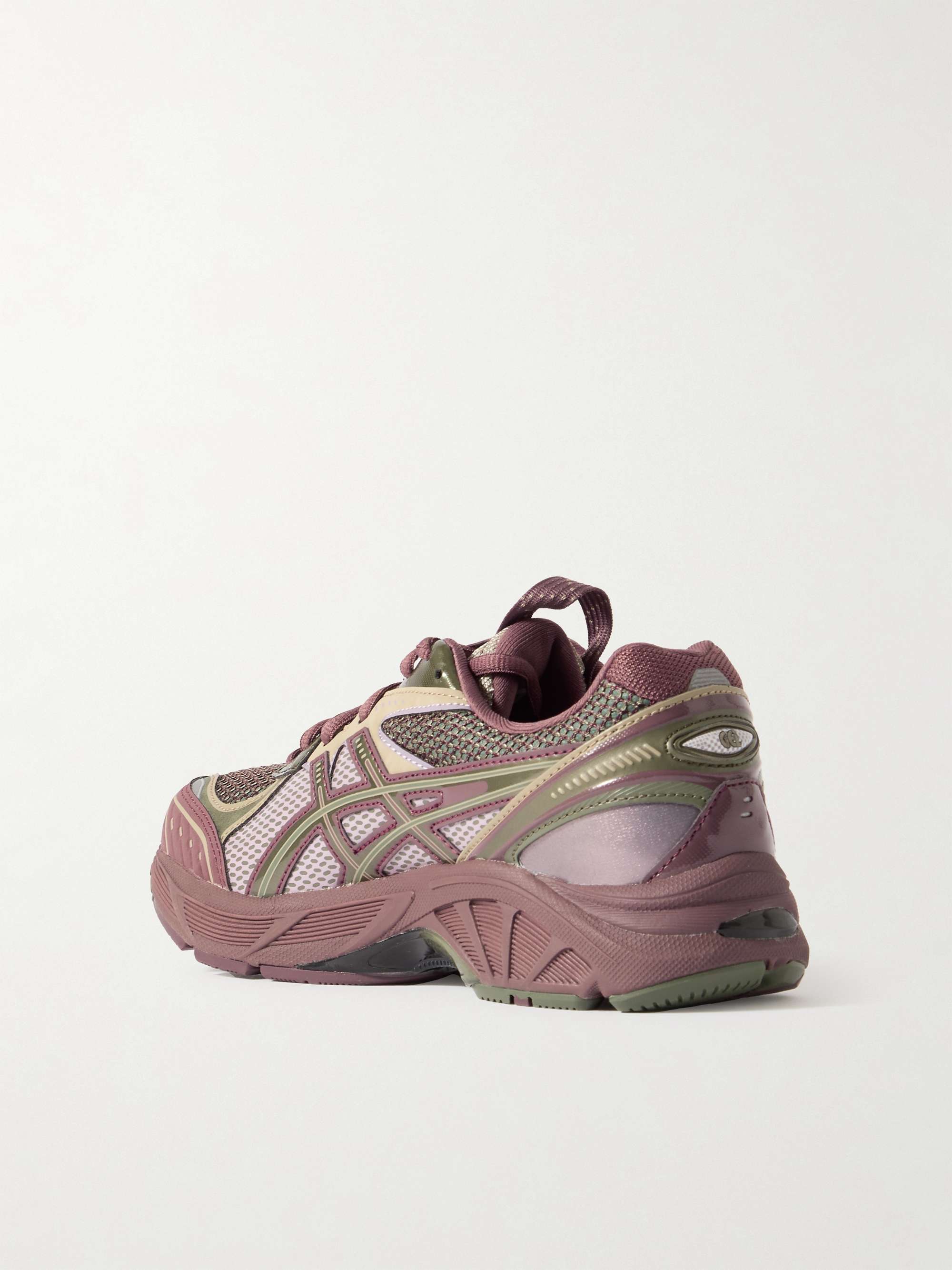 ASICS 