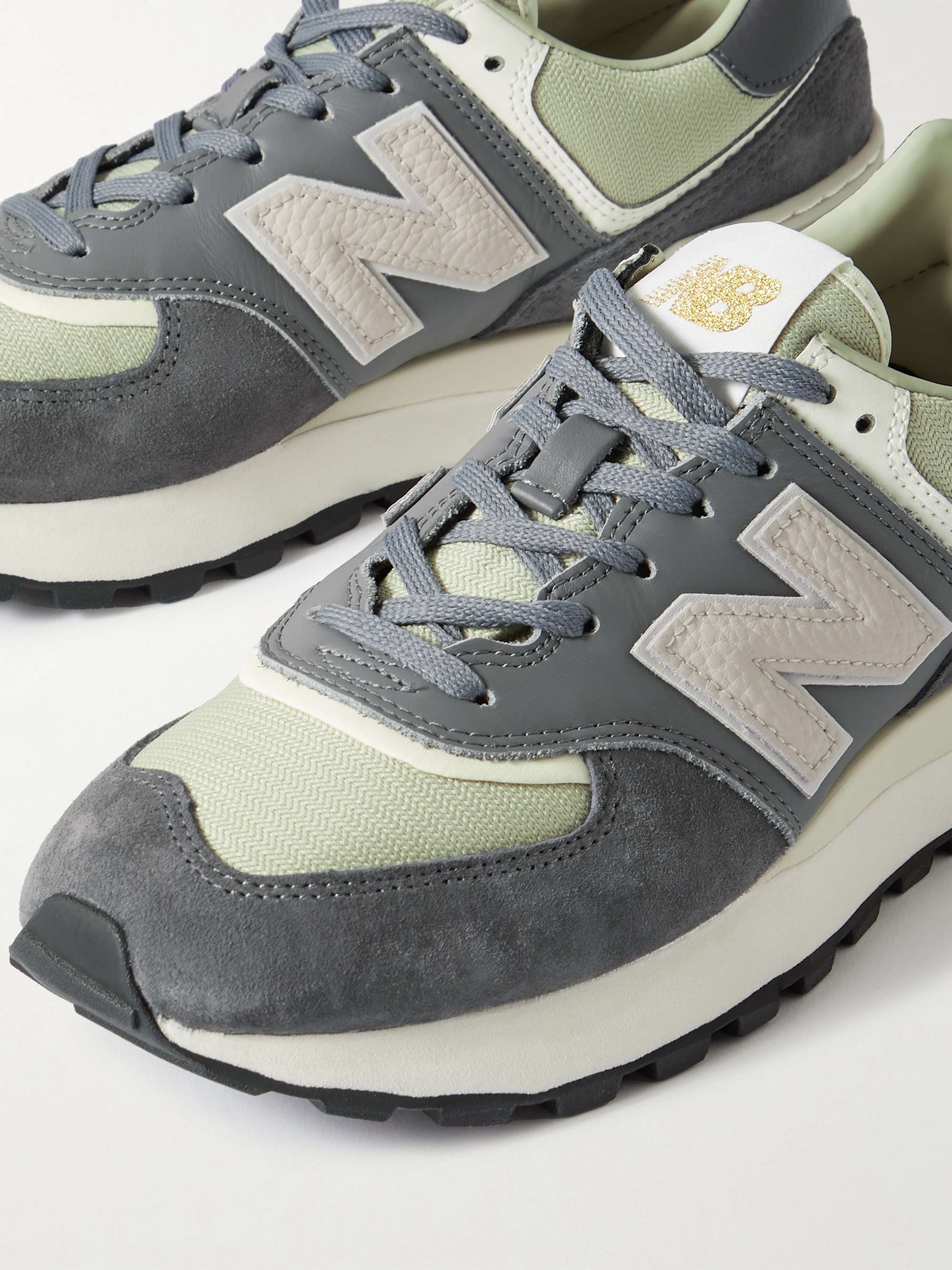 NEW BALANCE 