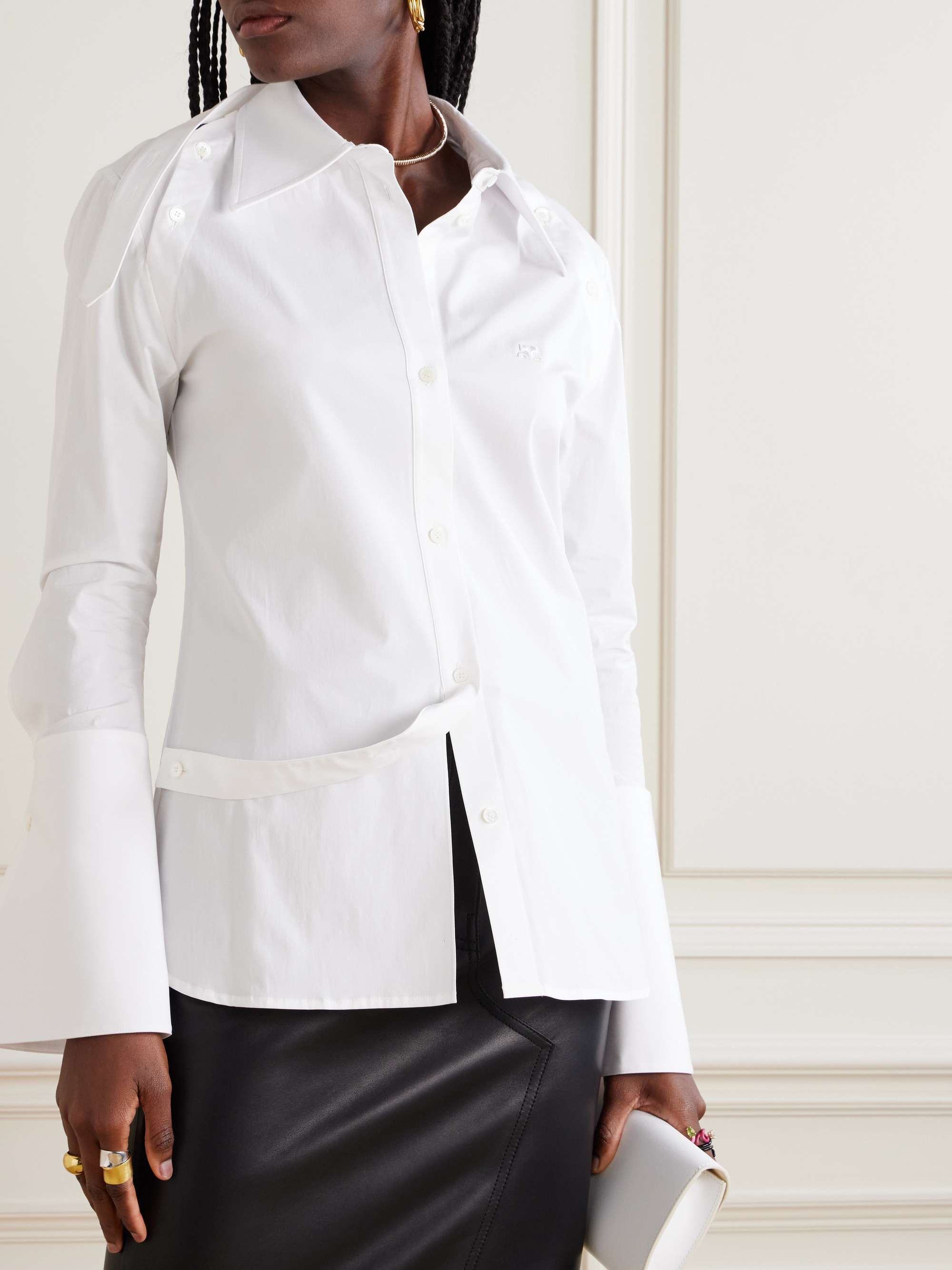 COURRÈGES 