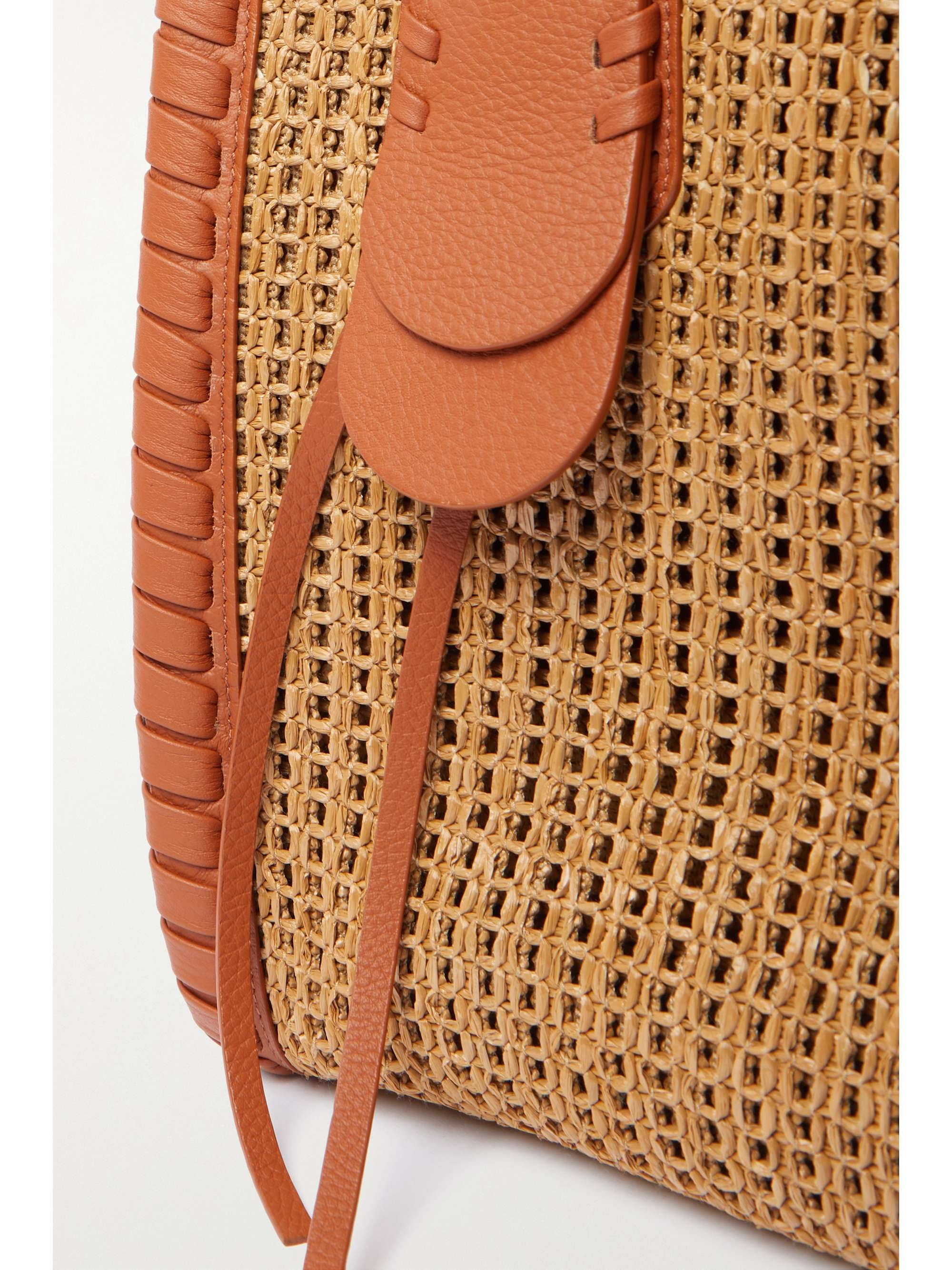 CHLOÉ 