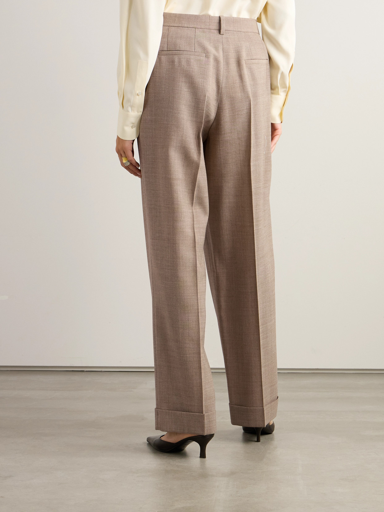 The Row Tor Pleated Grain De Poudre Wool Pants In Brown