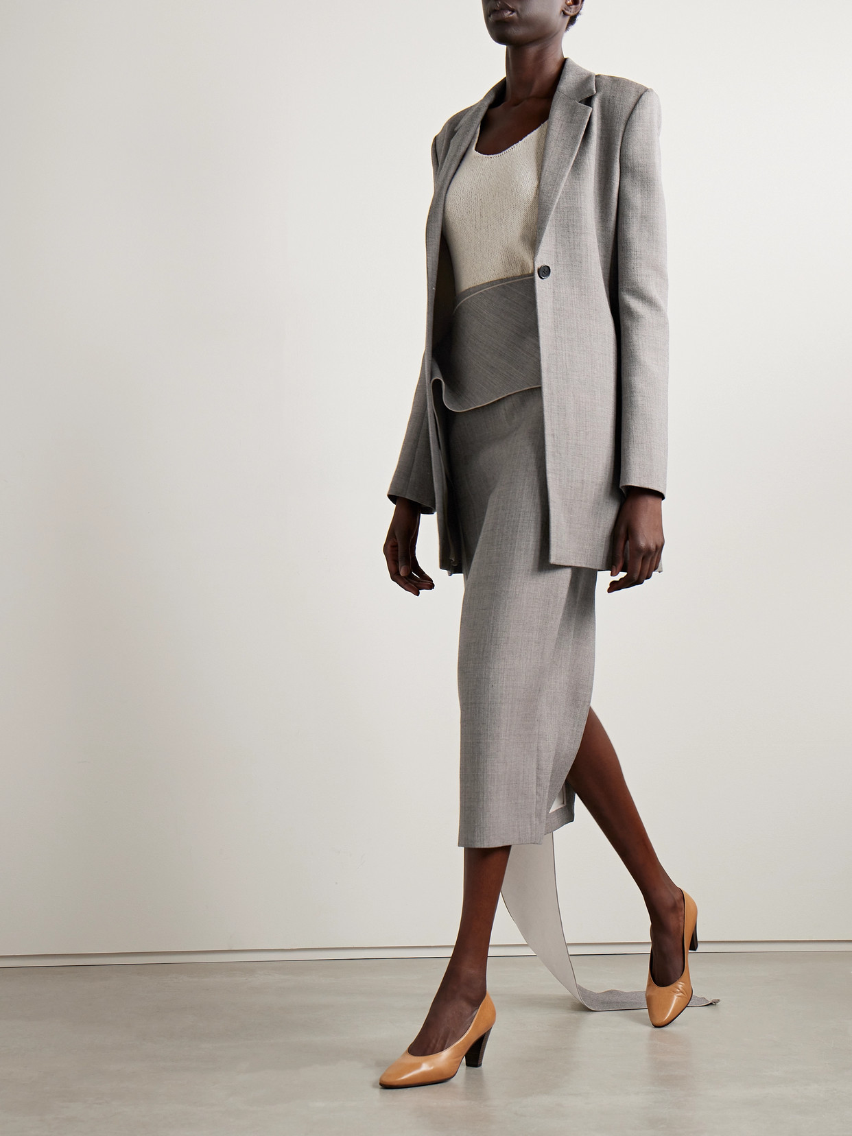 The Row Enny Wool-blend Blazer In Gray