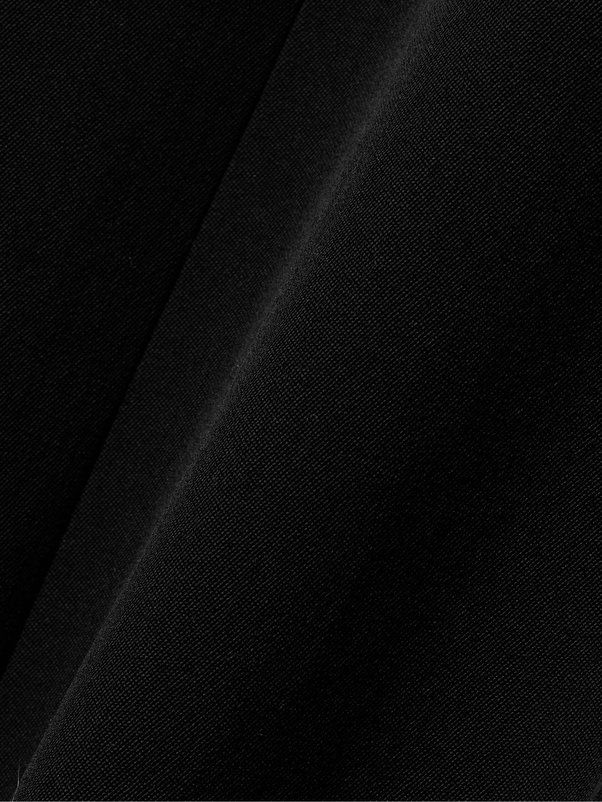 THE ROW 