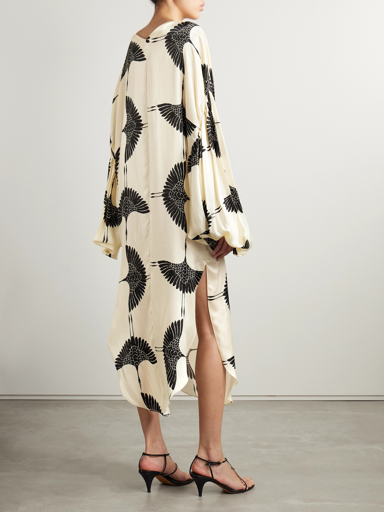 Khaite The Zelma Crane-print Midi Dress In Yellow