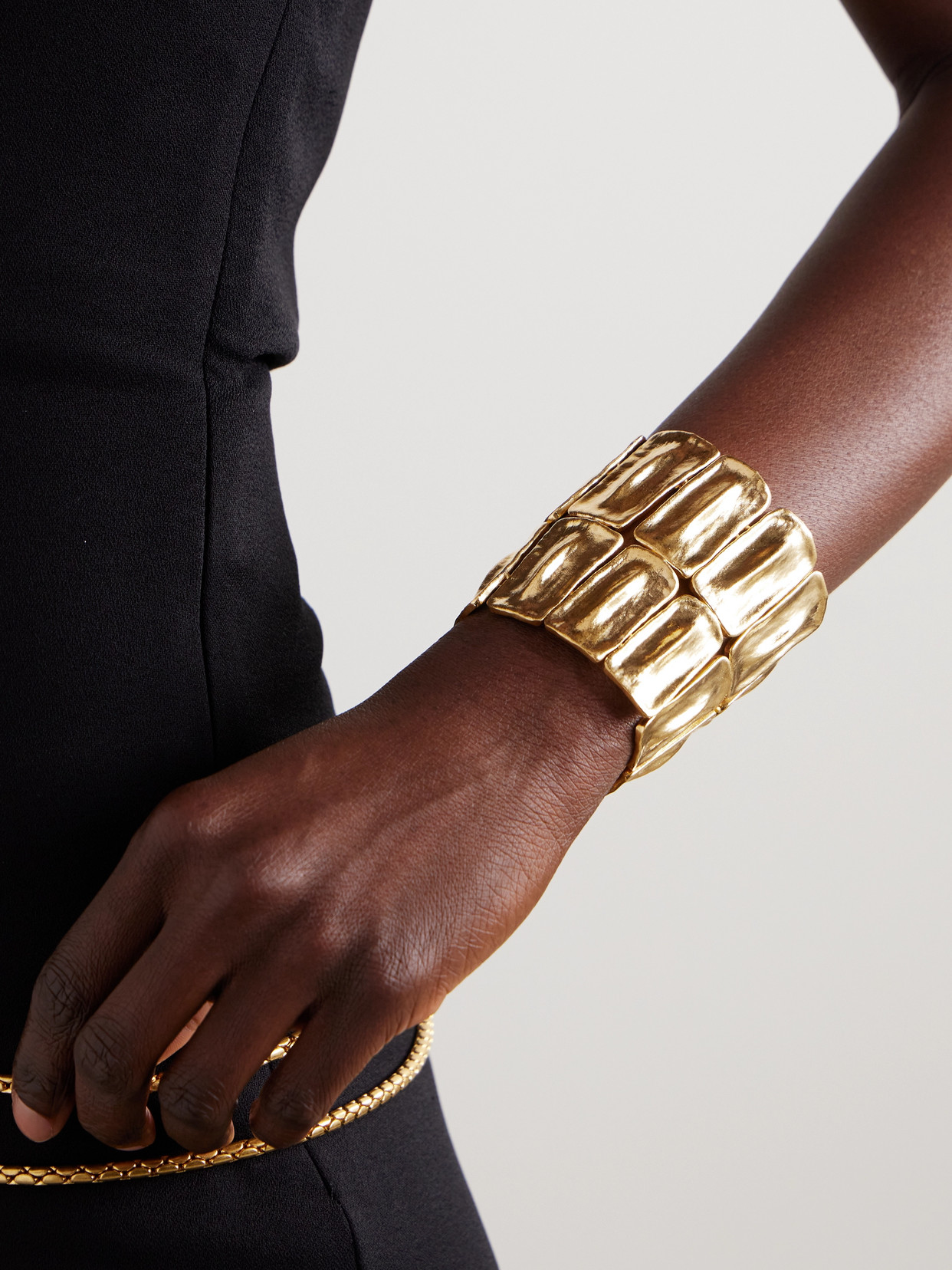 Tom Ford Gold-tone Cuff In Gold