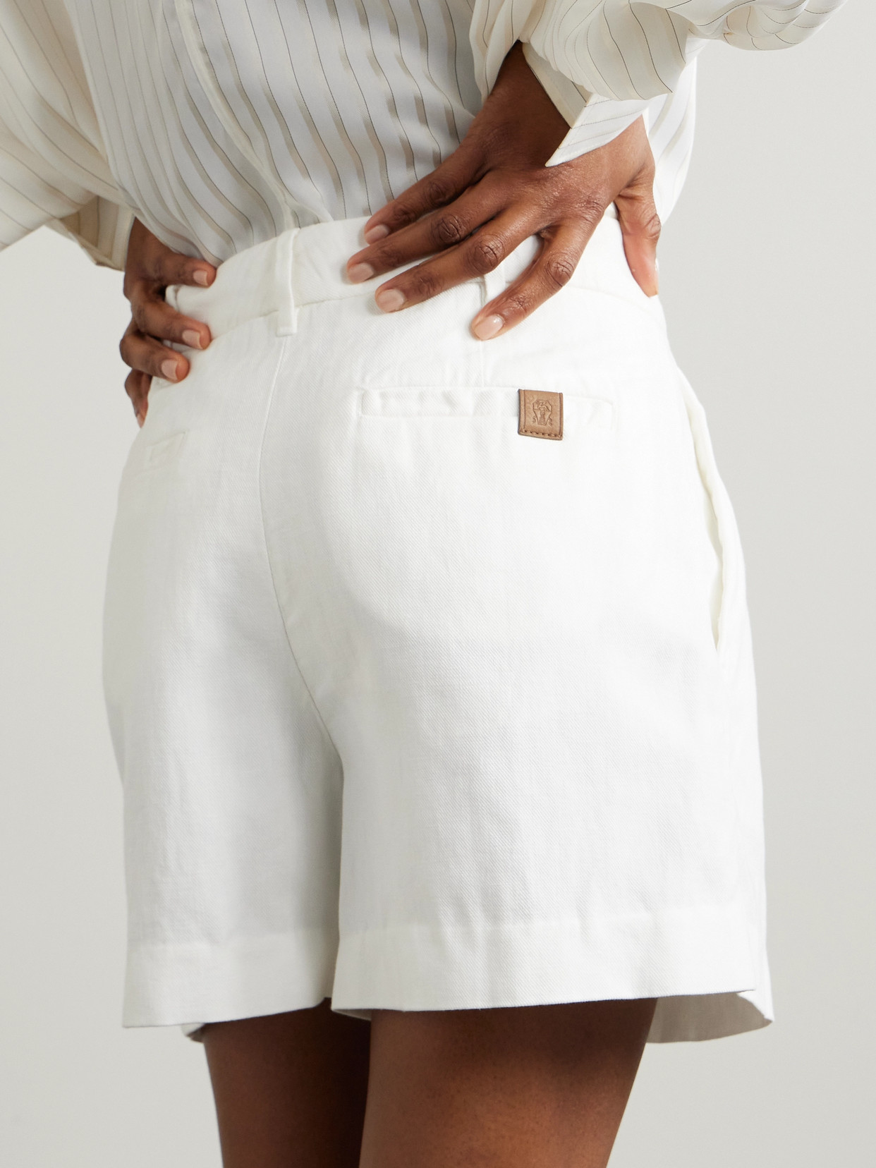 Brunello Cucinelli Linen-blend Bermuda Shorts In Neutrals