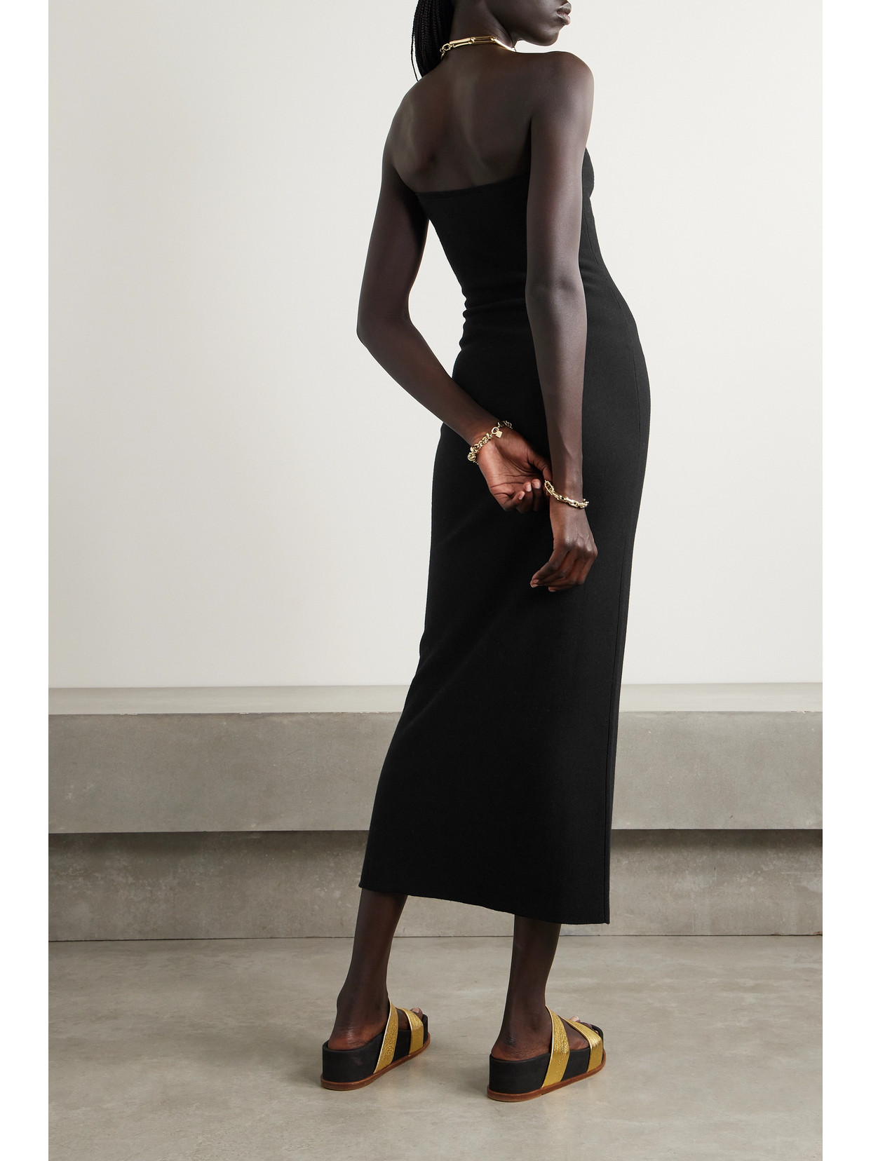 Shop Gabriela Hearst Calderon Strapless Merino Wool And Cashmere-blend Midi Dress In Black