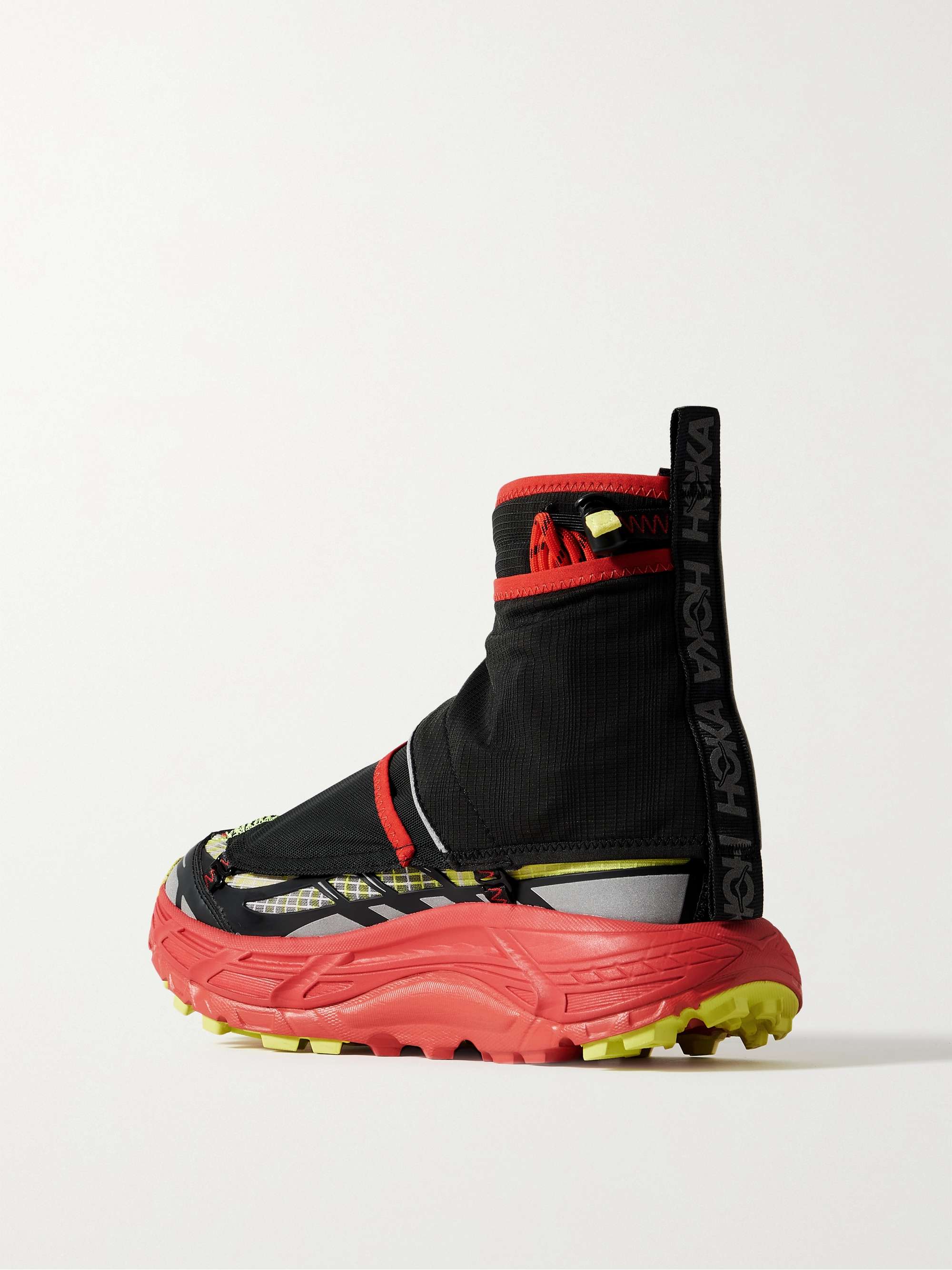 HOKA ONE ONE 