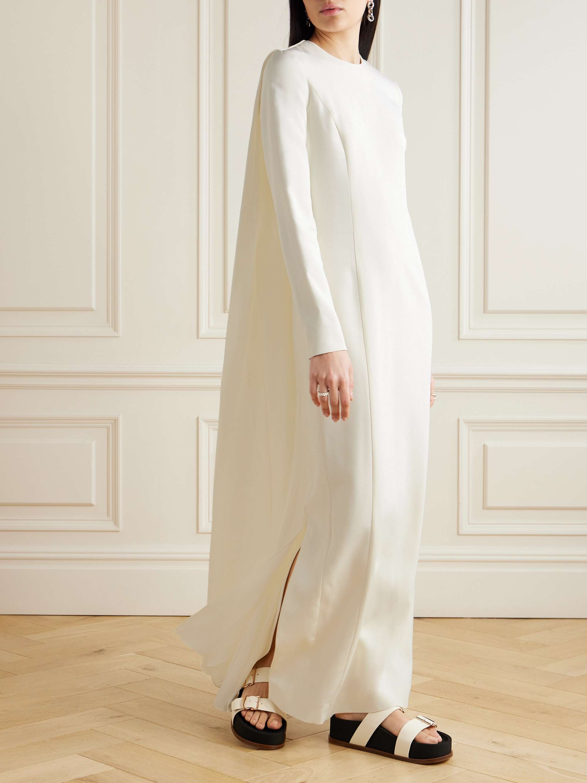 GABRIELA HEARST 