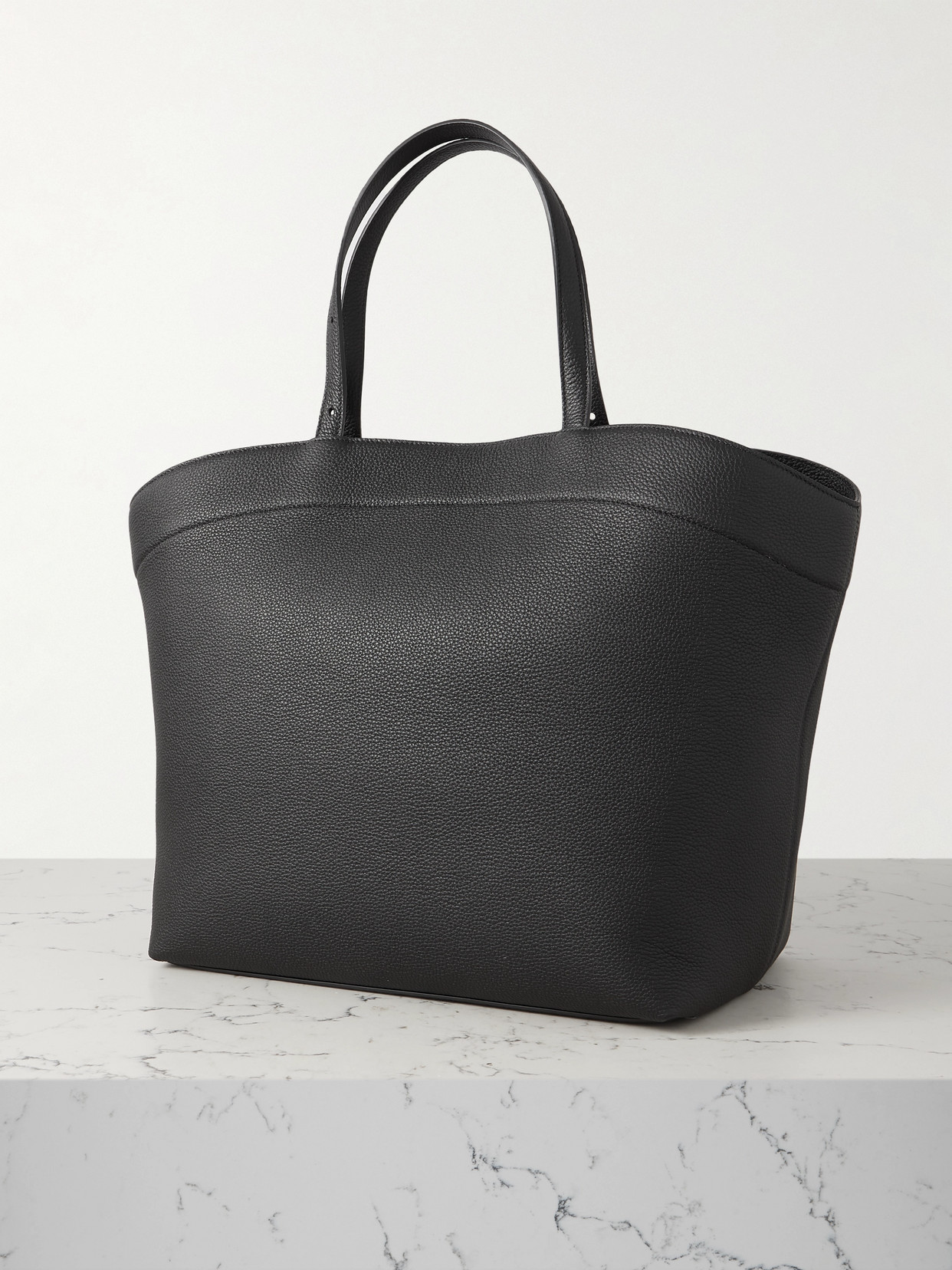 Shop Savette Tondo Large Textured-leather Tote In Black