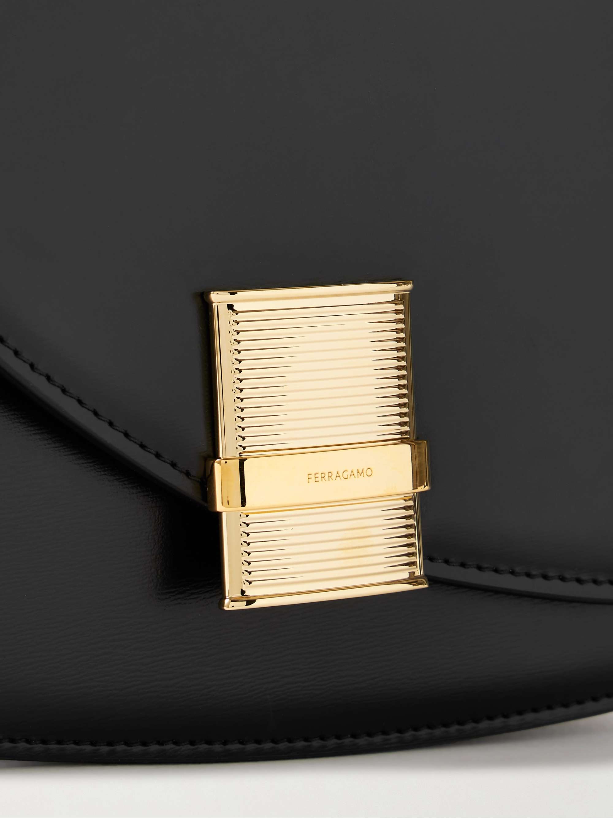 FERRAGAMO 
