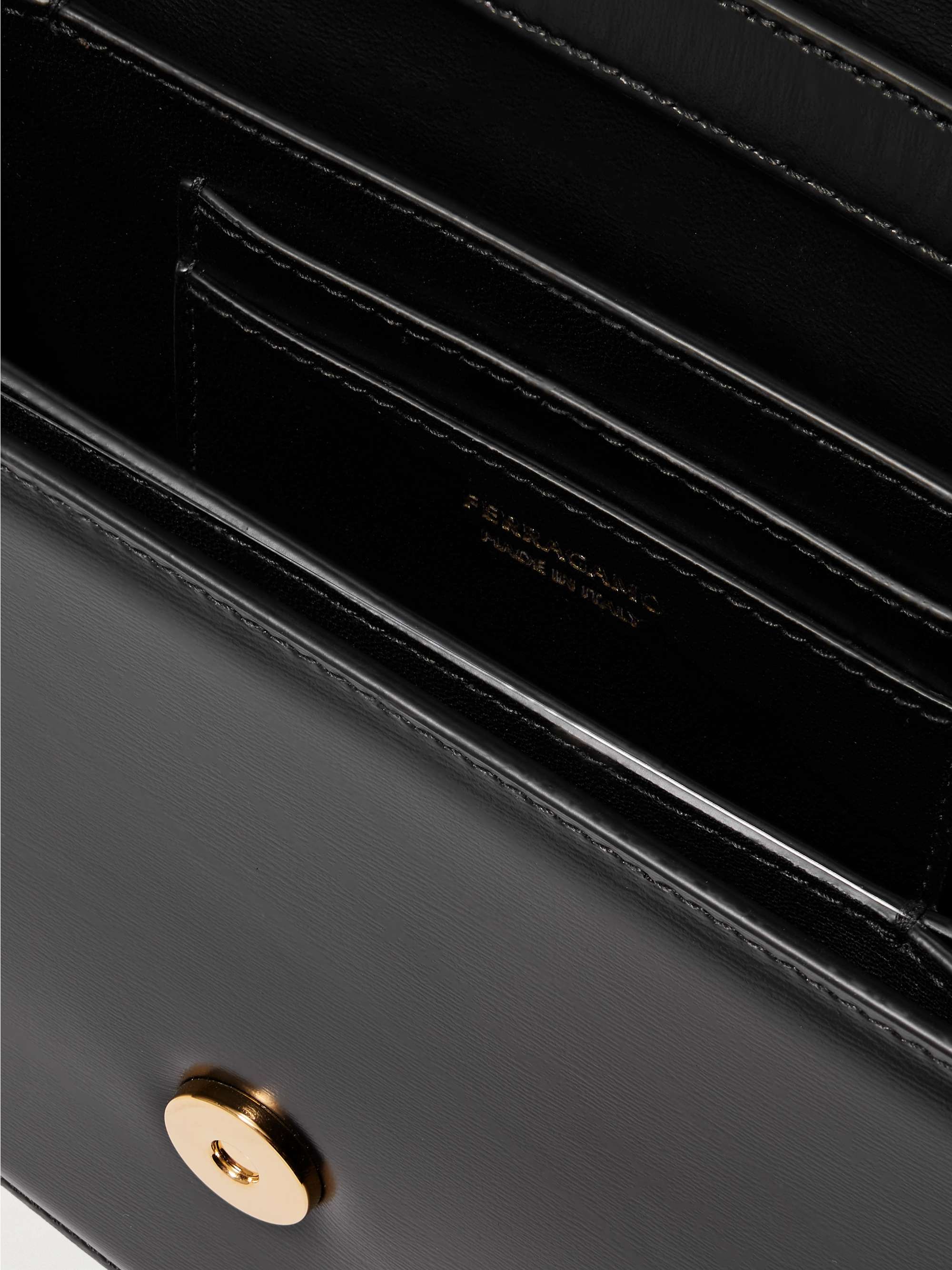 FERRAGAMO 