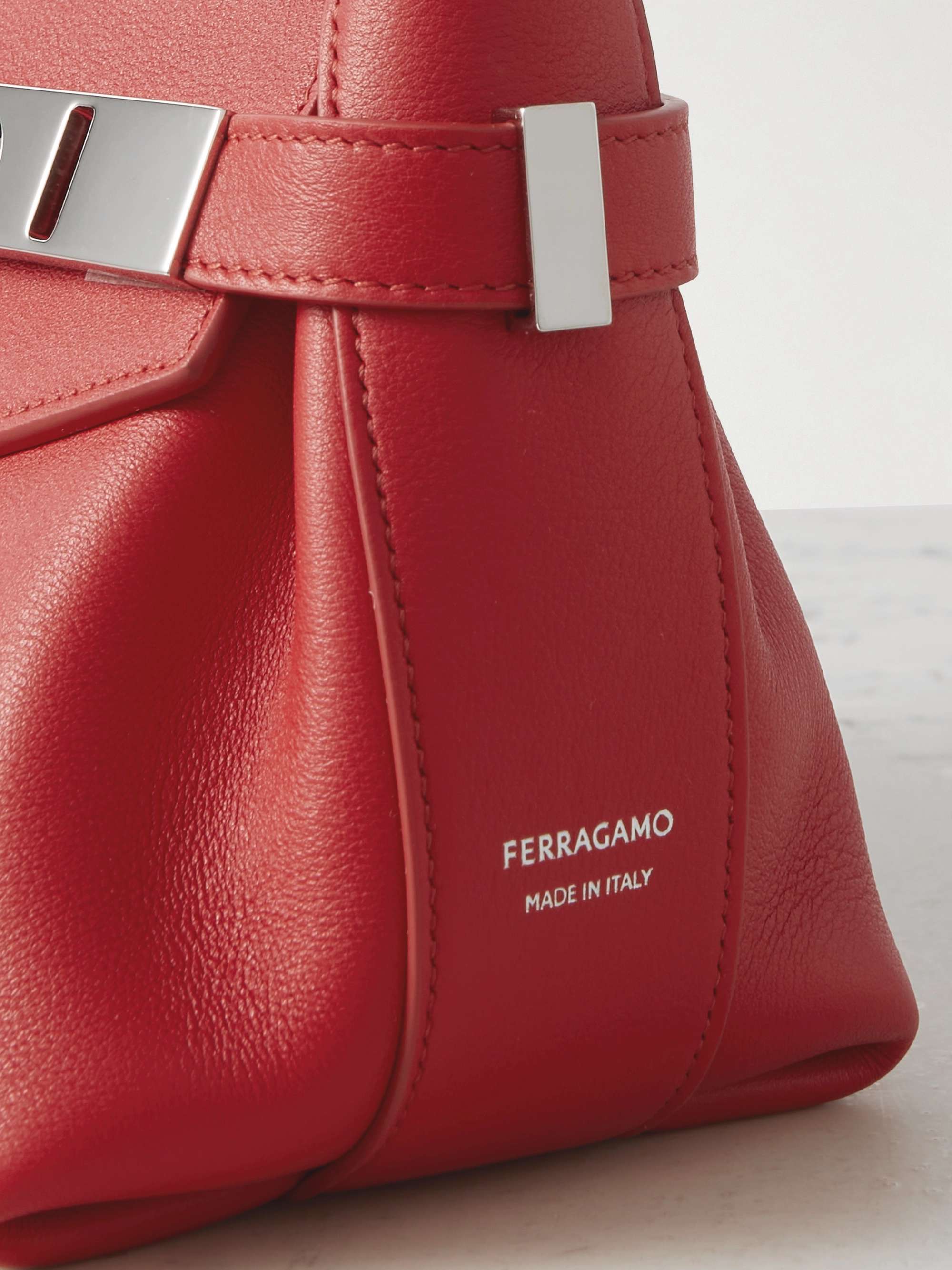 FERRAGAMO 