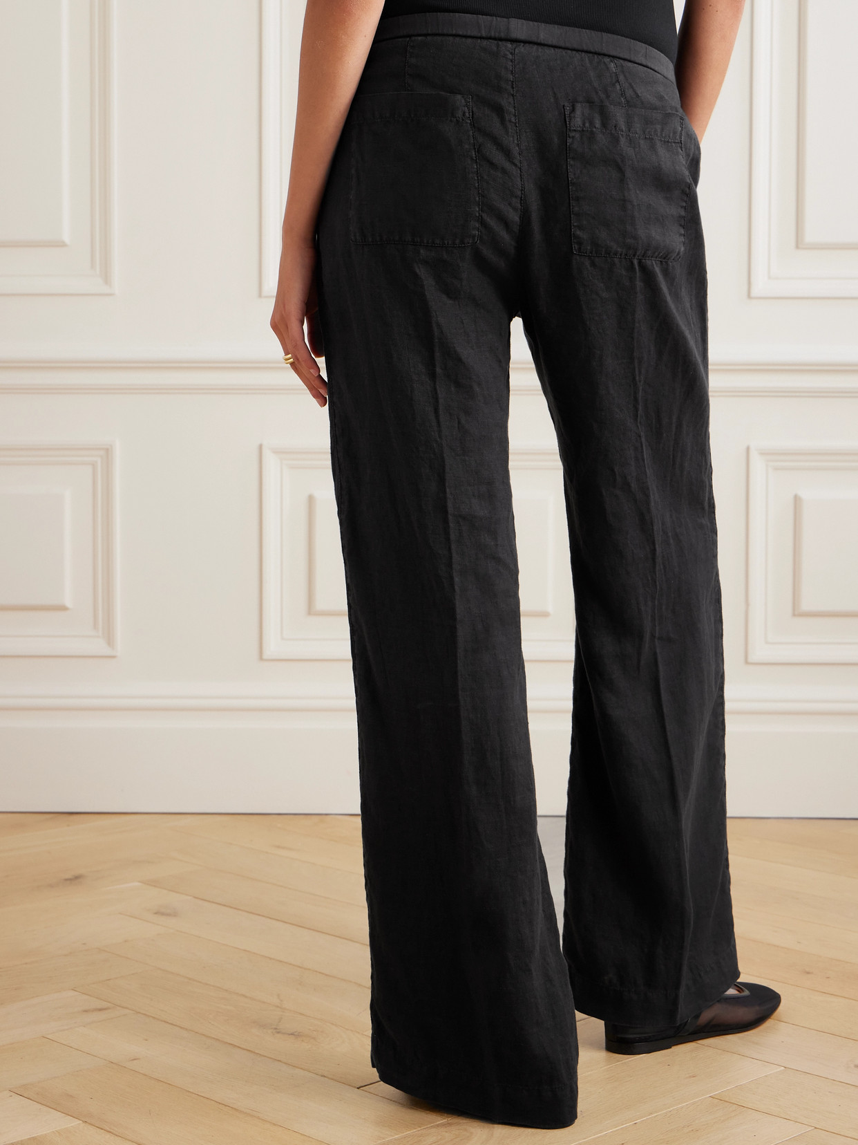 Shop James Perse Pleated Linen Wide-leg Pants In Black