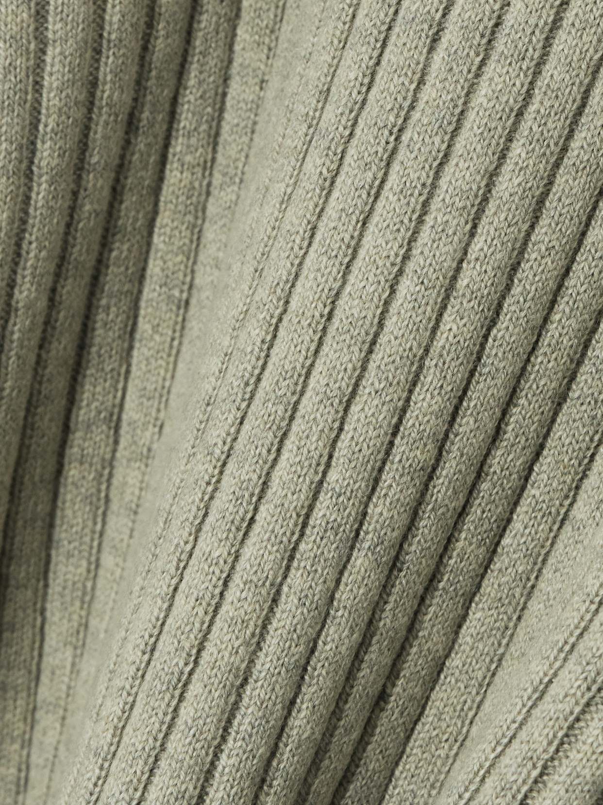 Ribbed Cashmere Sweater