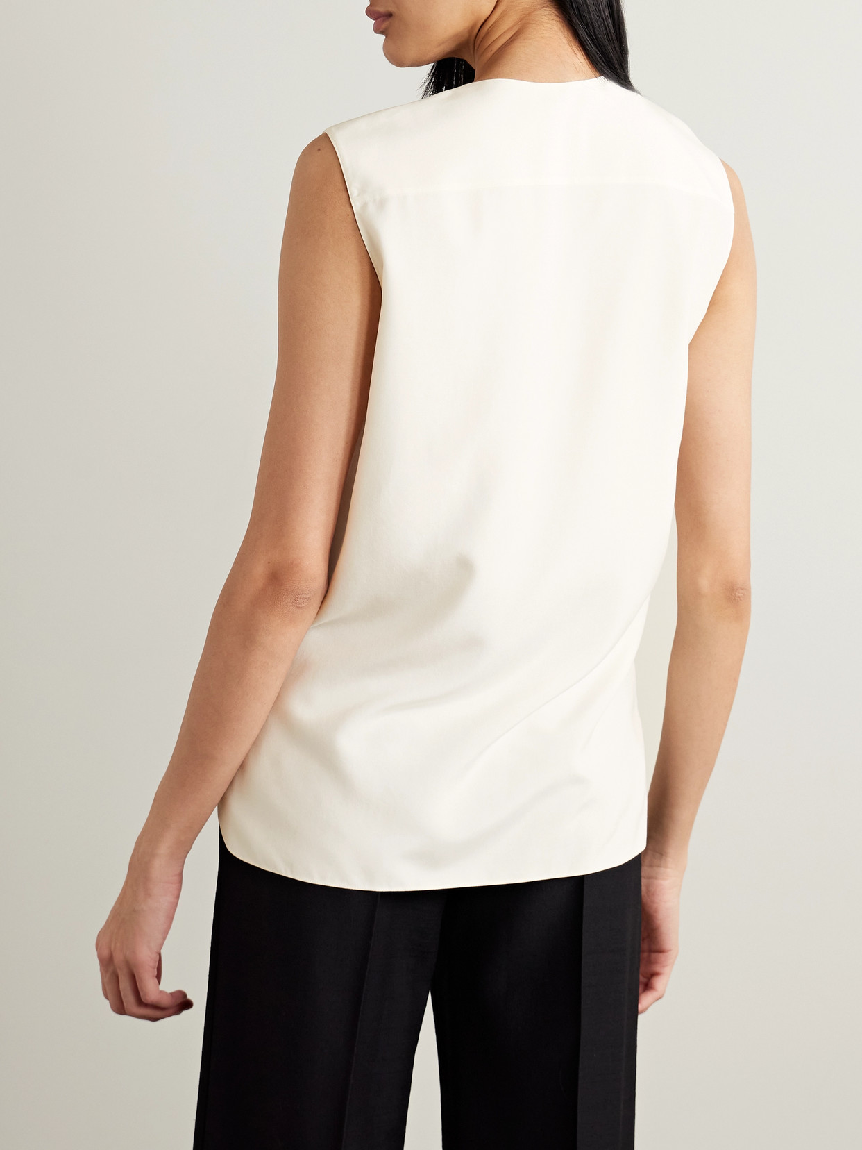 Shop Loro Piana Silk Vest In White