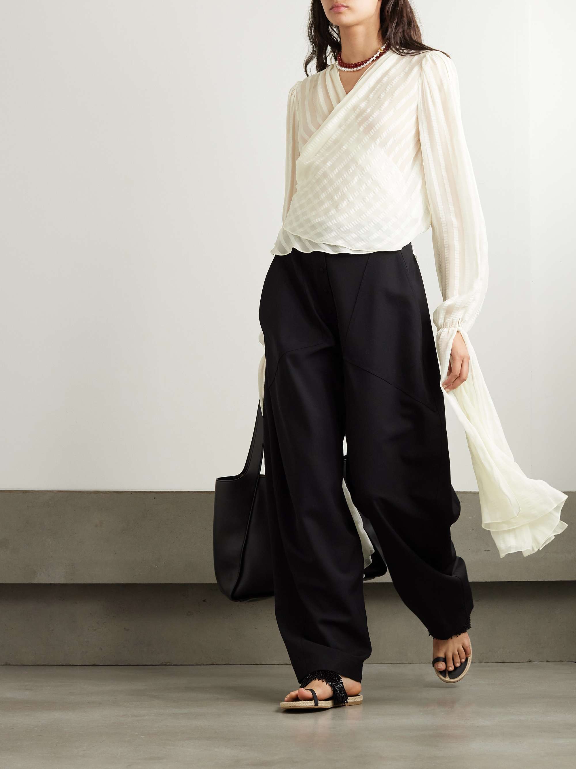 STELLA McCARTNEY フェイクレザートリム ウールブラウス STELLA McCARTNEY フェイクレザートリム ウールブラウス 【公式通販】