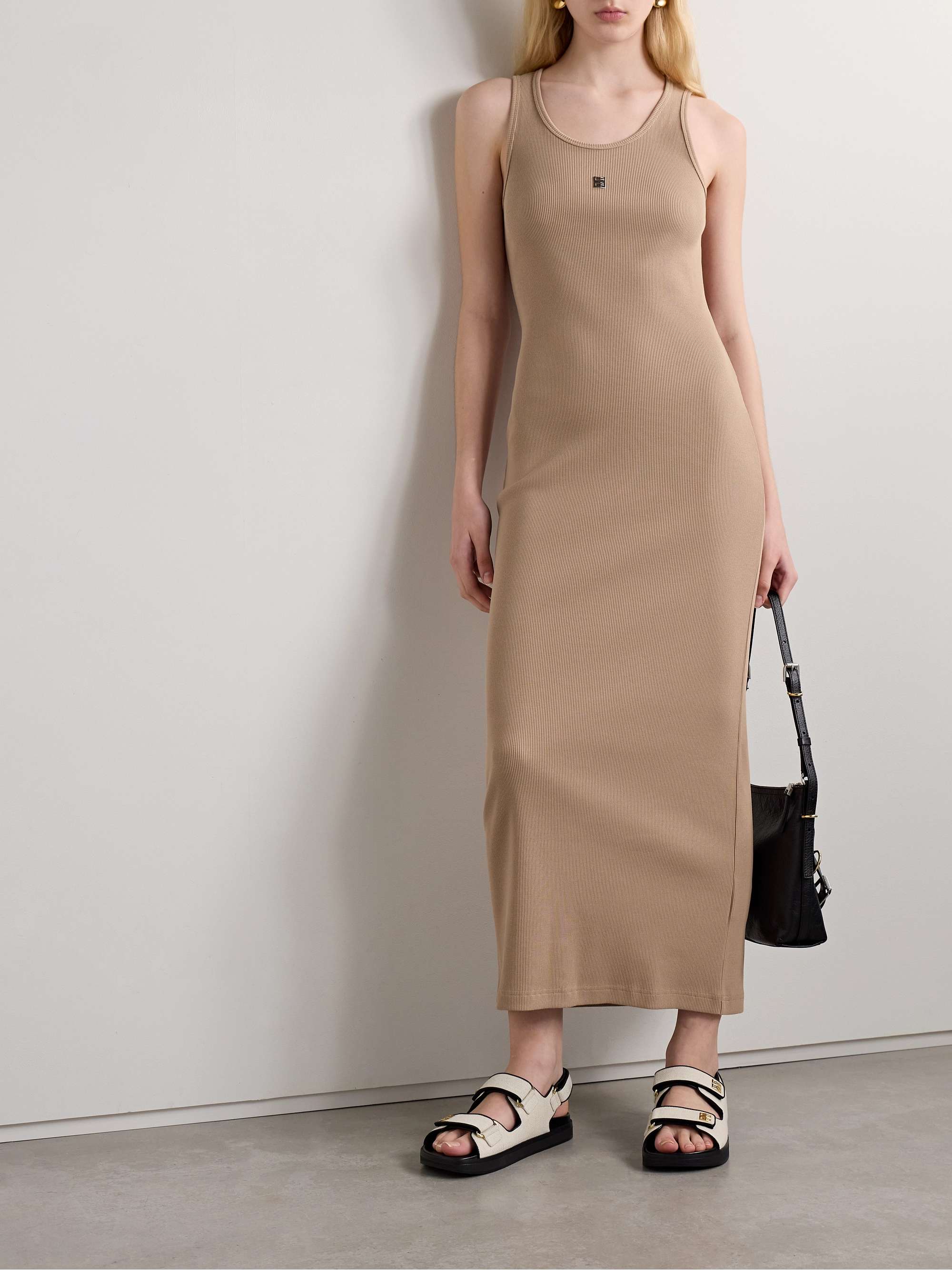 GIVENCHY 