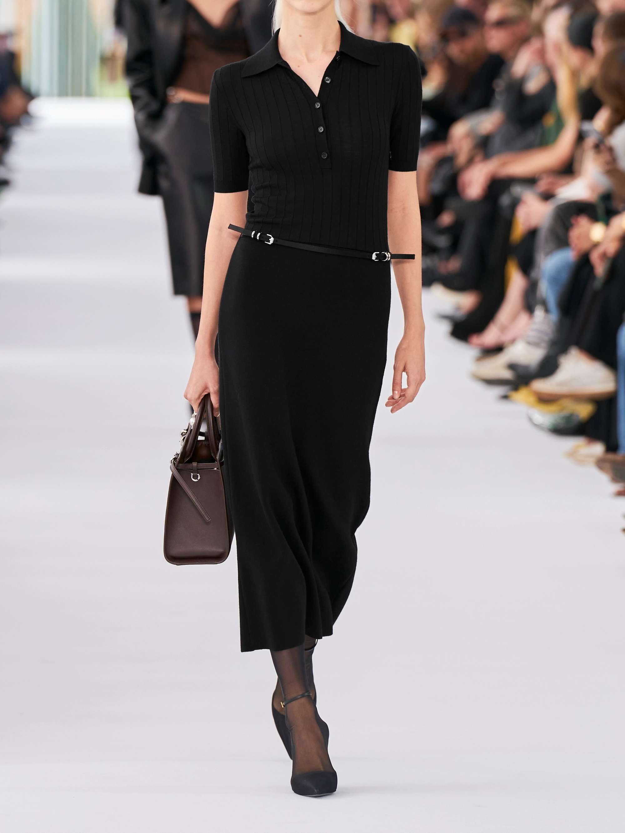 GIVENCHY 