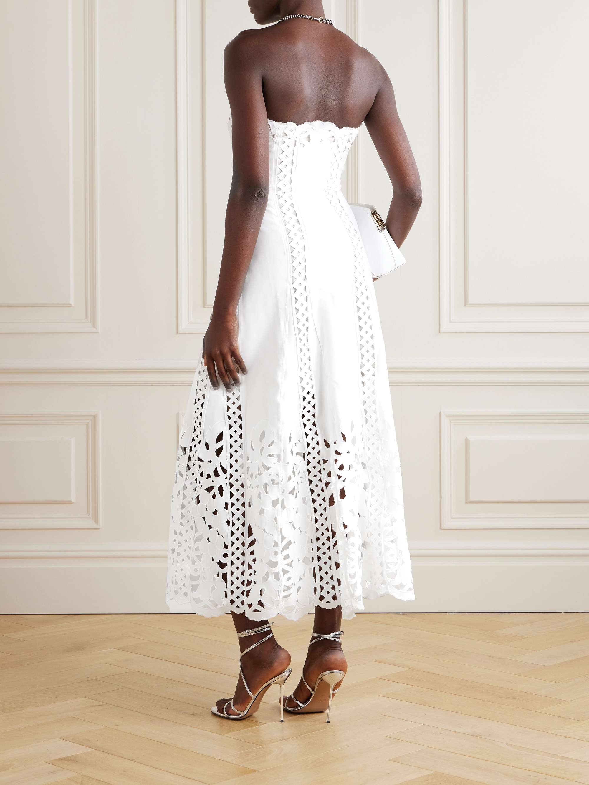 OSCAR DE LA RENTA 