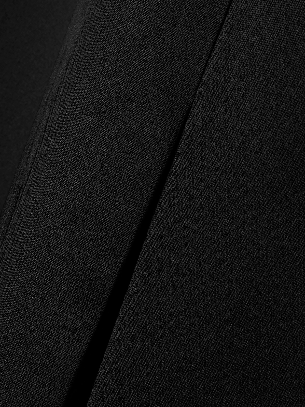 Khaite The Nonya V-neck Sleeveless Dress In Black