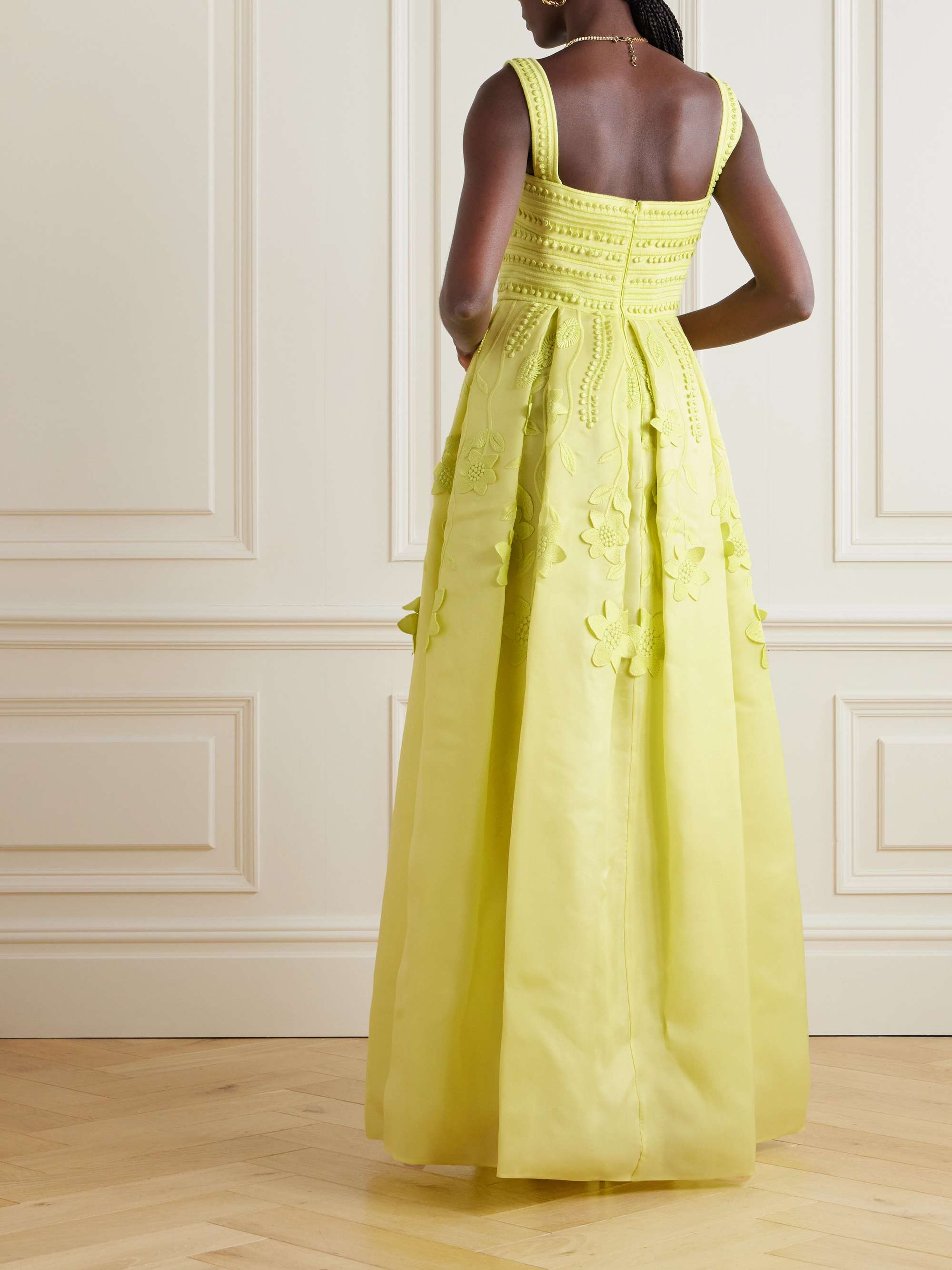 ELIE SAAB 