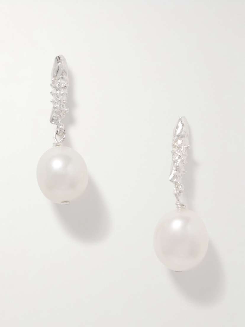 Alighieri The Lustre Of The Moon Recycled Silver Pearl Earrings