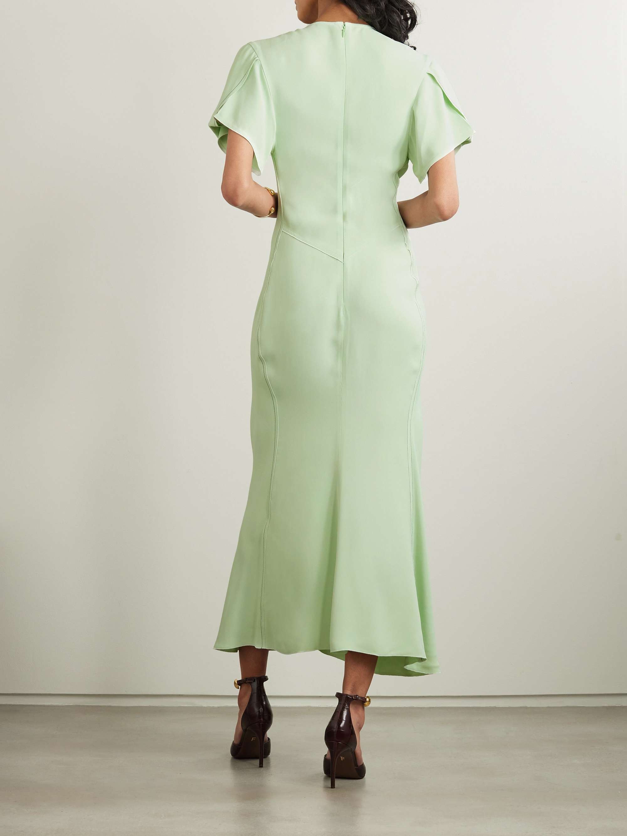 VICTORIA BECKHAM 