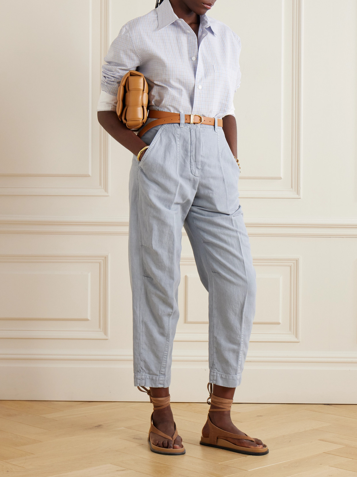 Brunello Cucinelli Cotton And Linen-blend Twill Tapered Pants In Blue