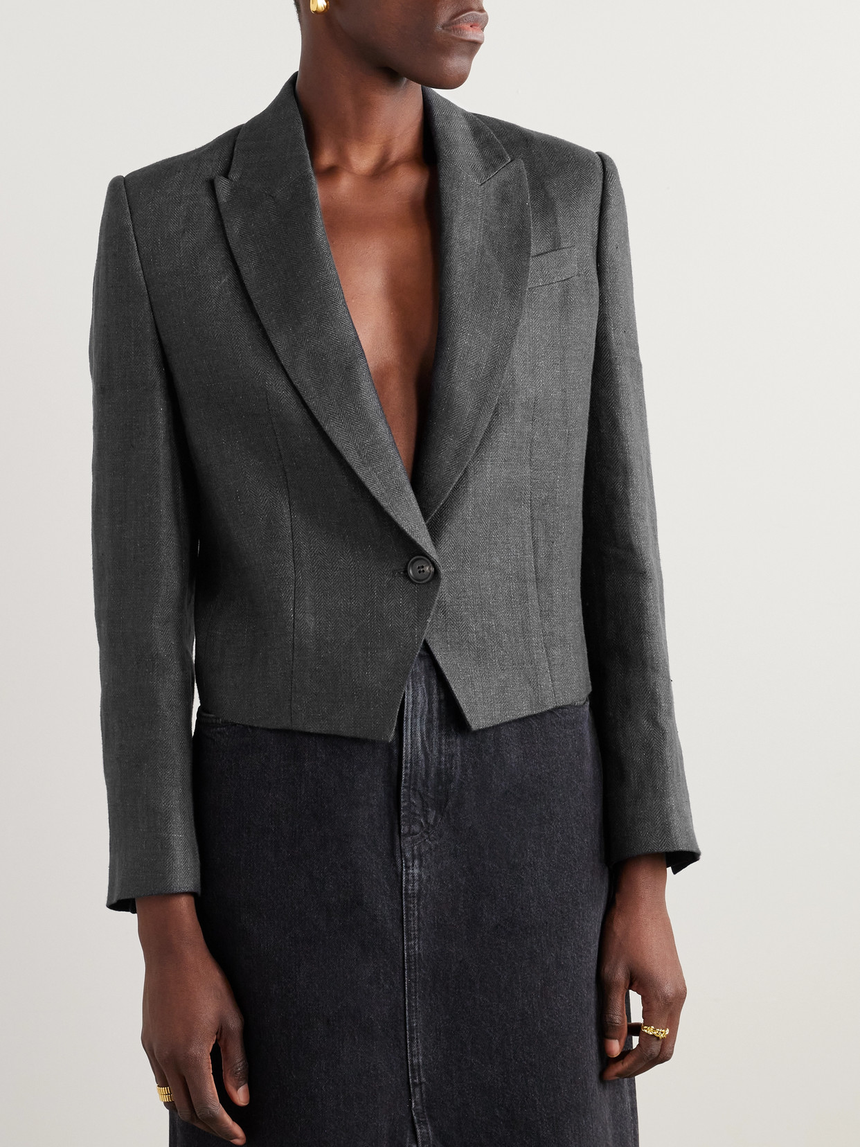 Brunello Cucinelli Cropped Herringbone Linen Blazer In Black