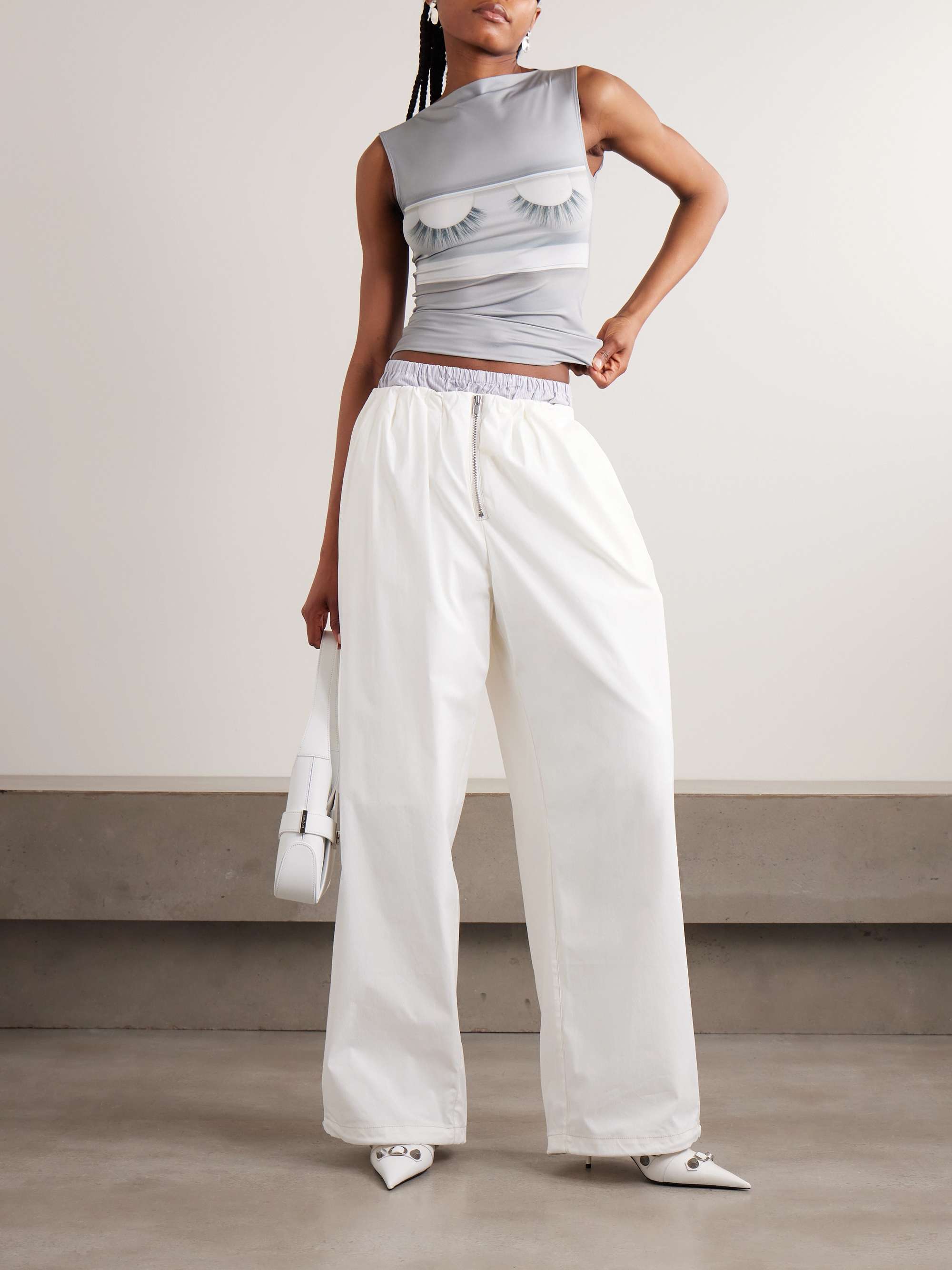 DION LEE 