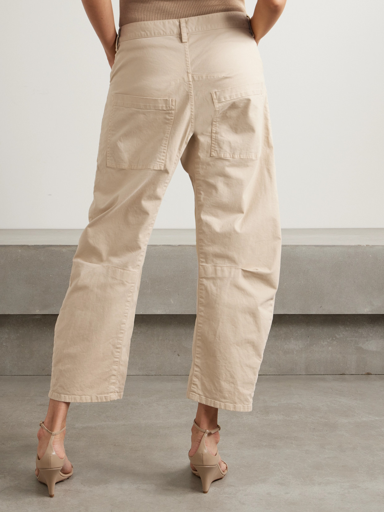 Shop Nili Lotan Shon Cotton-blend Twill Tapered Pants In Neutrals