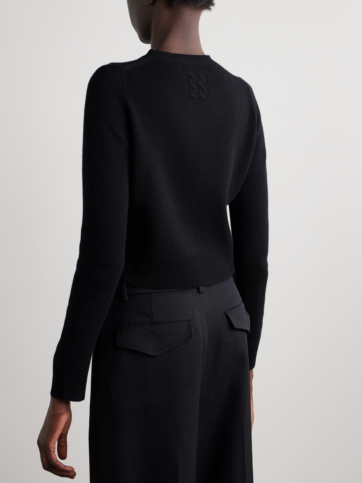 Nili Lotan Venus Cropped Cashmere Sweater In Blue