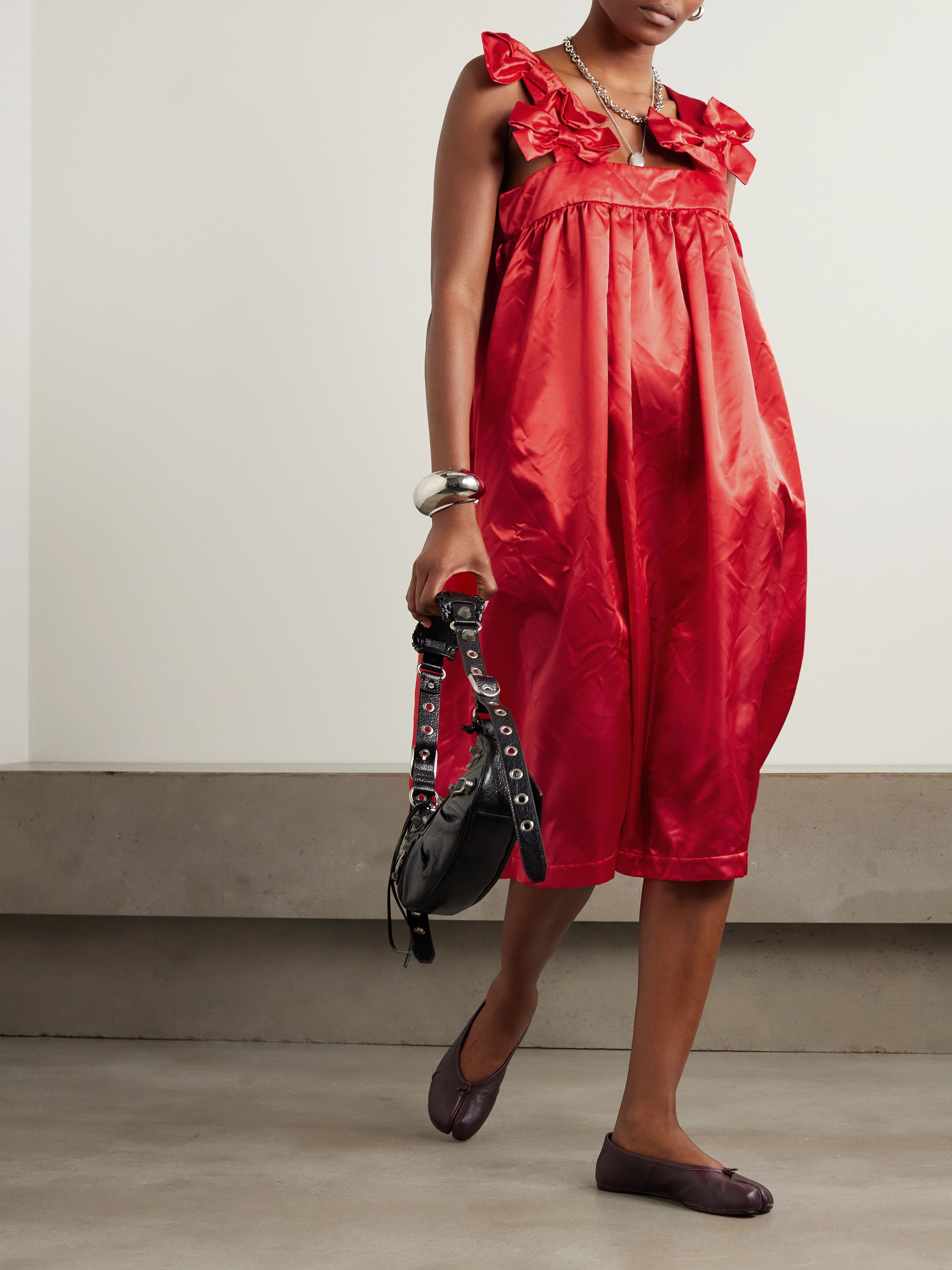 Comme Des Garçons Girl - Bow-detailed pleated satin midi dress | Plush