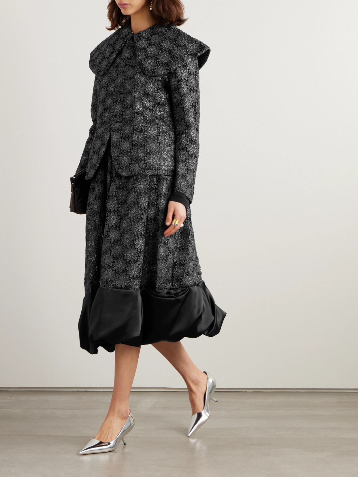 Comme Des Garçons Black Floral Midi Skirt In Black