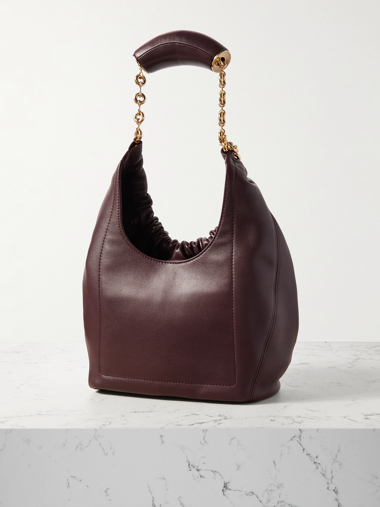 Shop Loewe Squeeze Small Chain-embellished Gathered Leather Tote In Burgundy