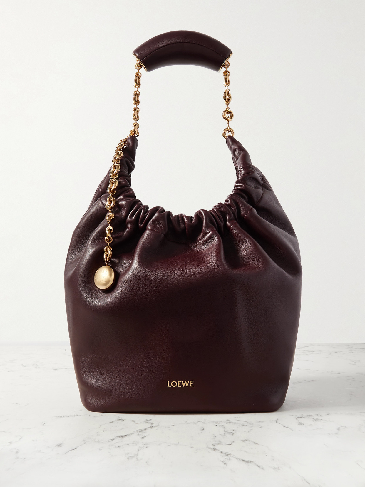 LOEWE SQUEEZE SMALL CHAIN-EMBELLISHED GATHERED LEATHER TOTE