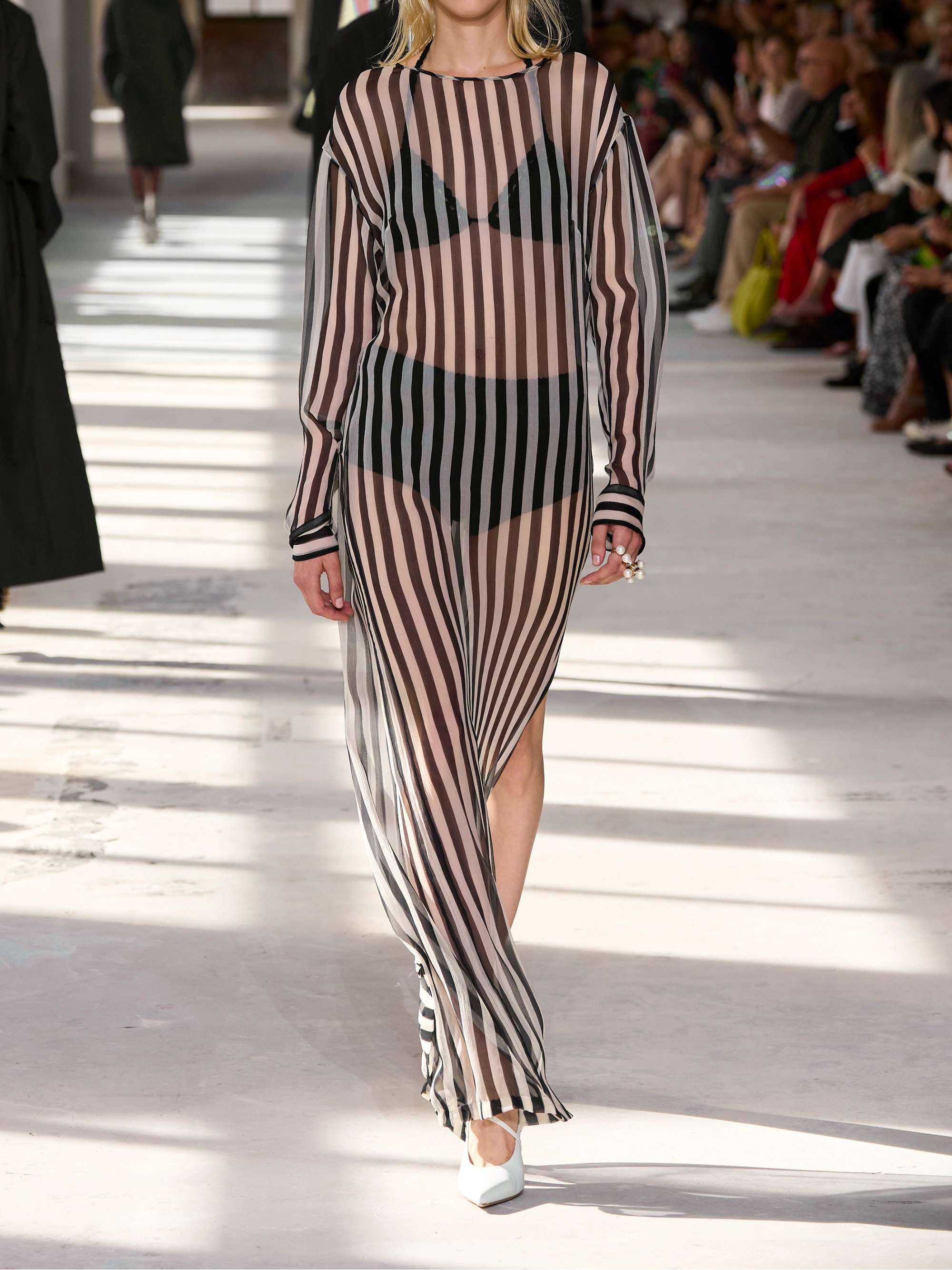DRIES VAN NOTEN 