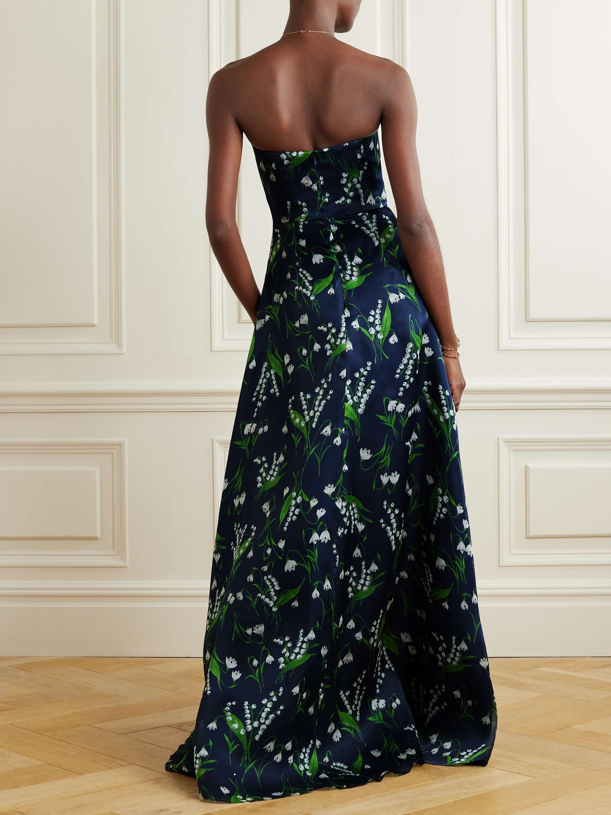 CAROLINA HERRERA 