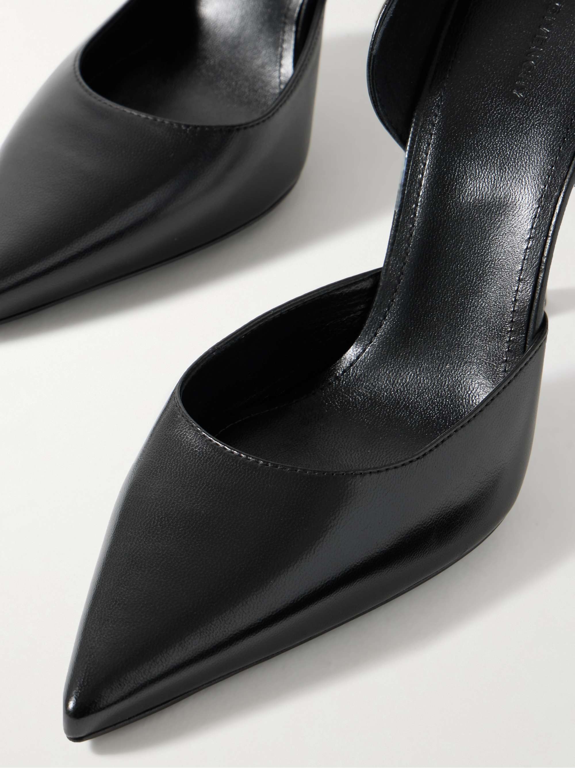 GIVENCHY 