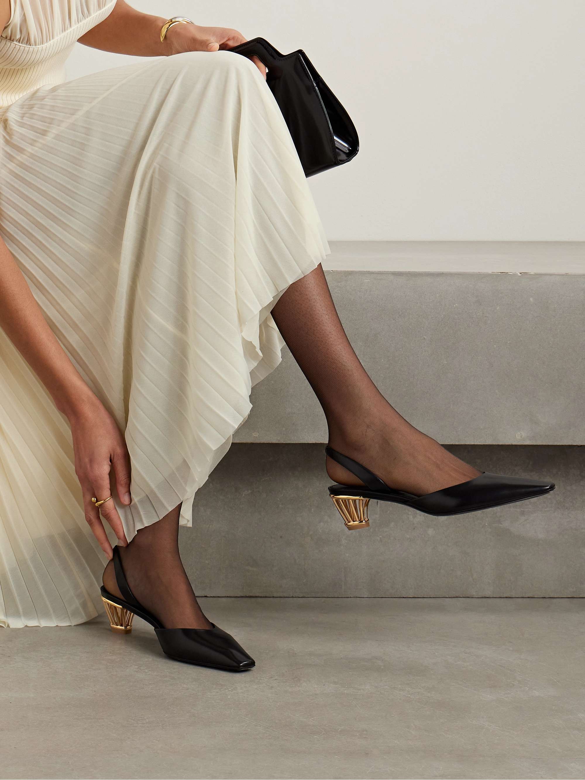 FERRAGAMO 